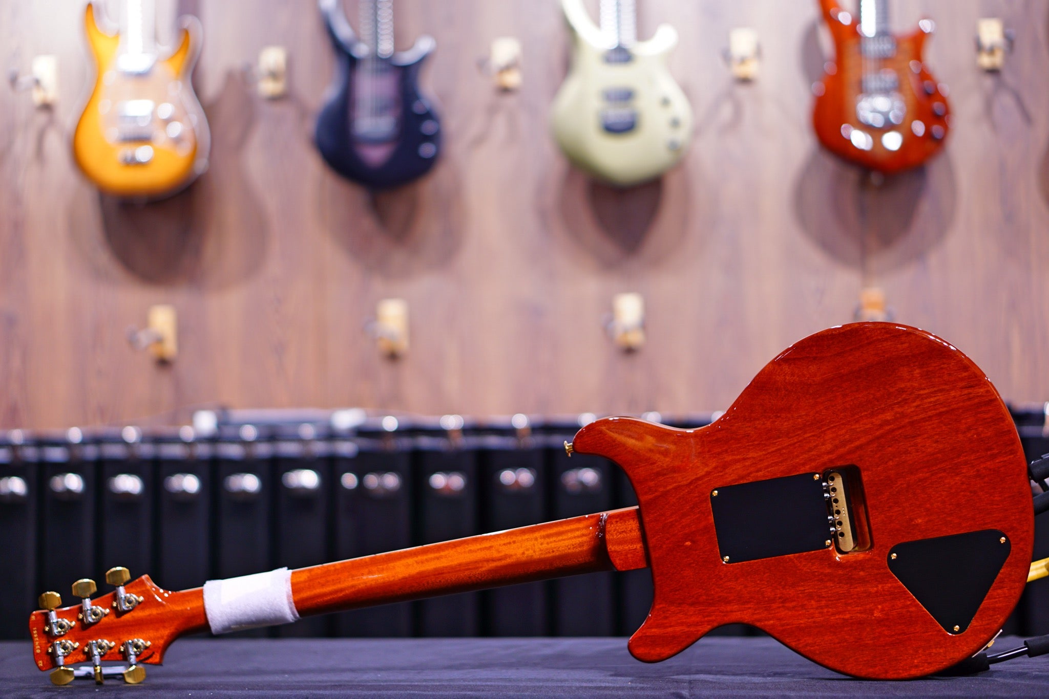 PRS Santana Retro charcoal cherry wood library 10 top 0342551 - HIENDGUITAR PRS GUITAR