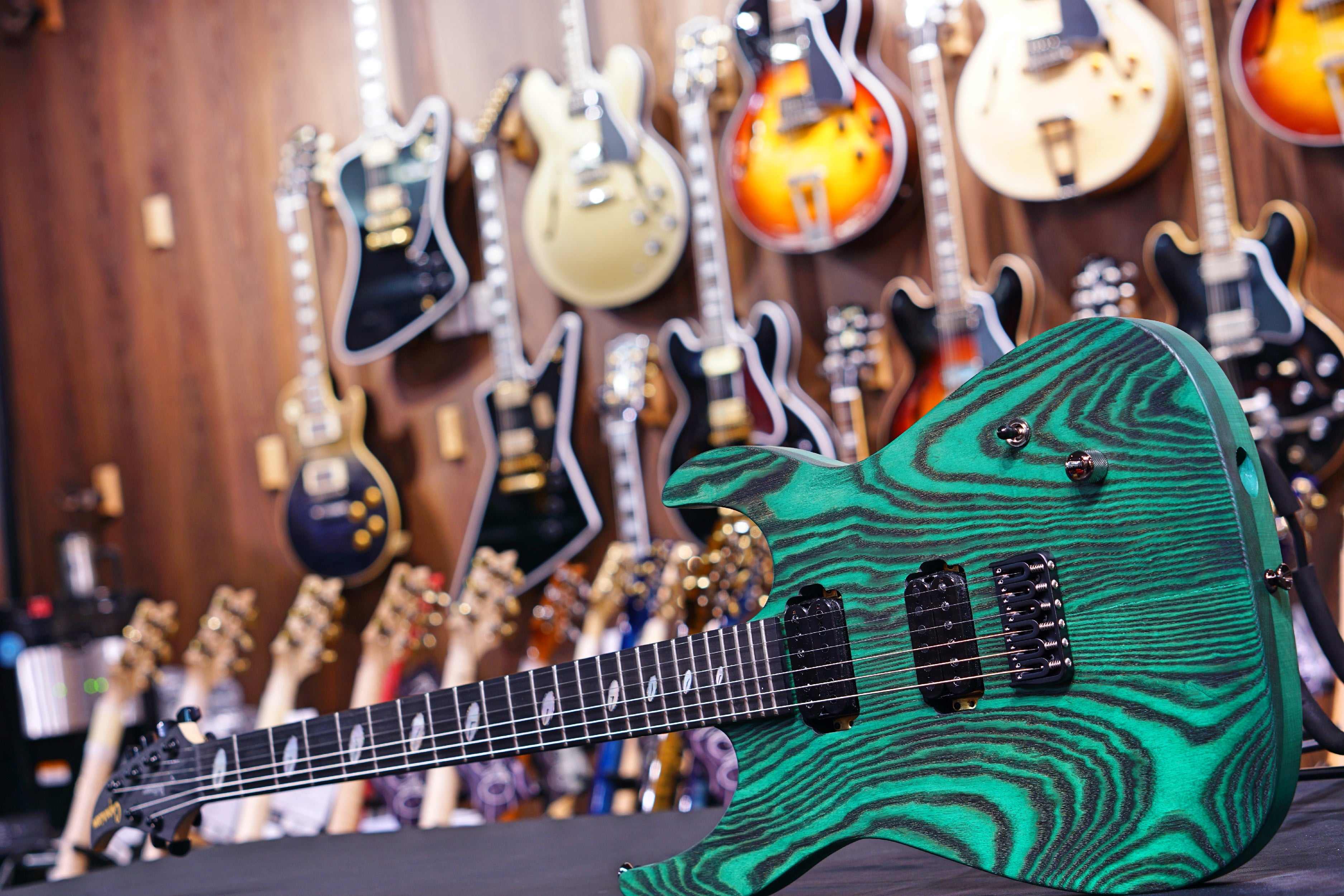 Caparison DELLINGER II FX-AM Dark Green Matt - HIENDGUITAR Caparison GUITAR