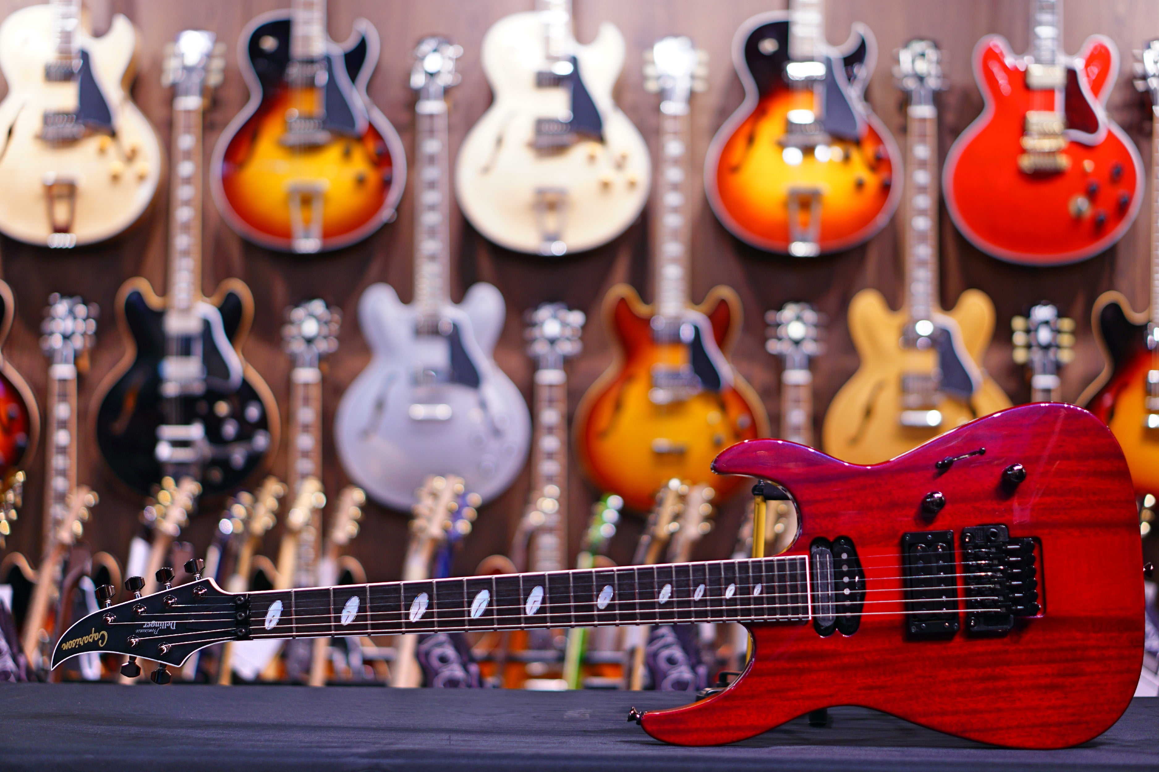 Caparison Dellinger Prominence Trans. Spectrum Red 6 string - HIENDGUITAR Caparison GUITAR