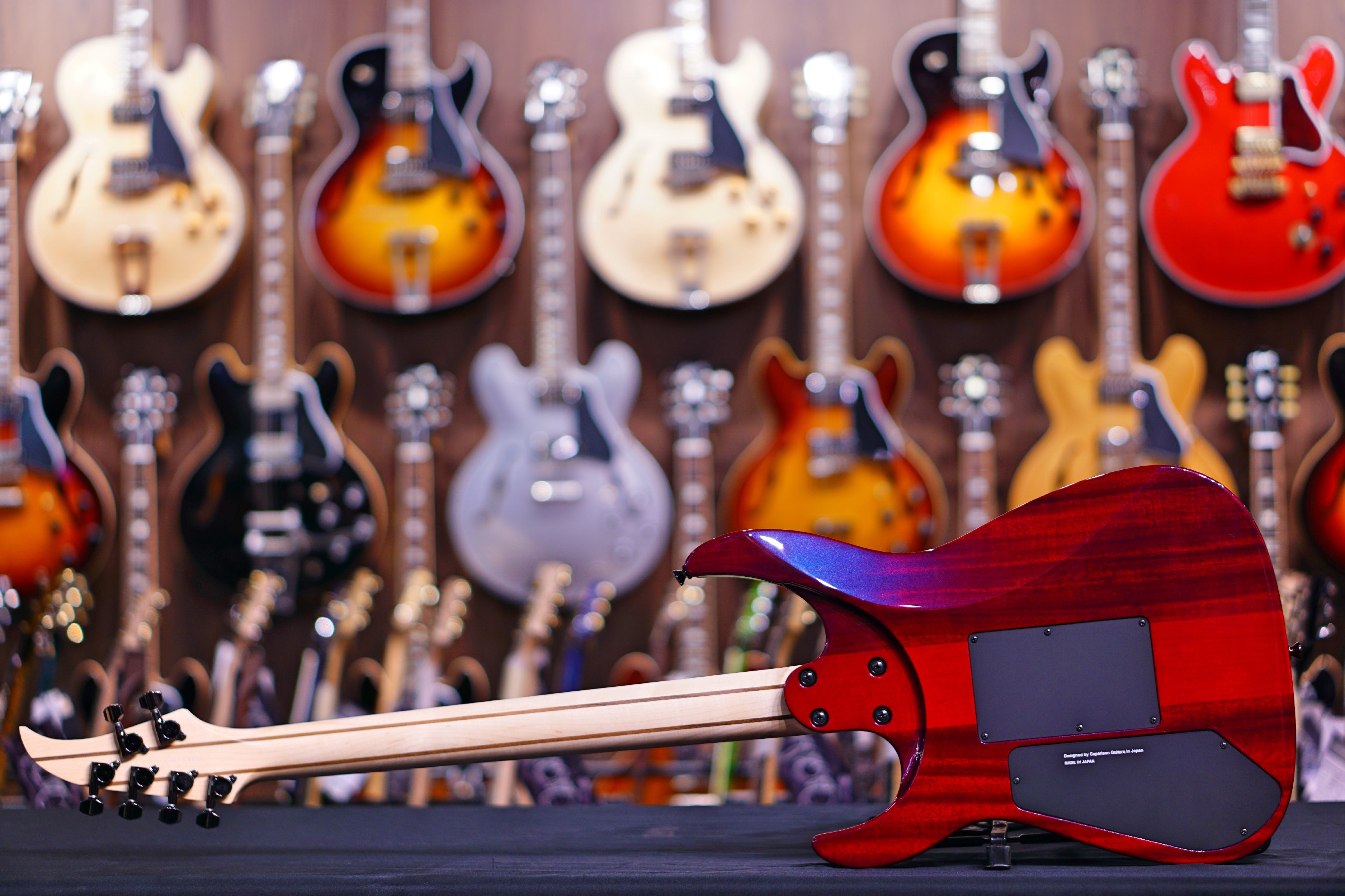 Caparison Dellinger Prominence Trans. Spectrum Red 6 string - HIENDGUITAR Caparison GUITAR