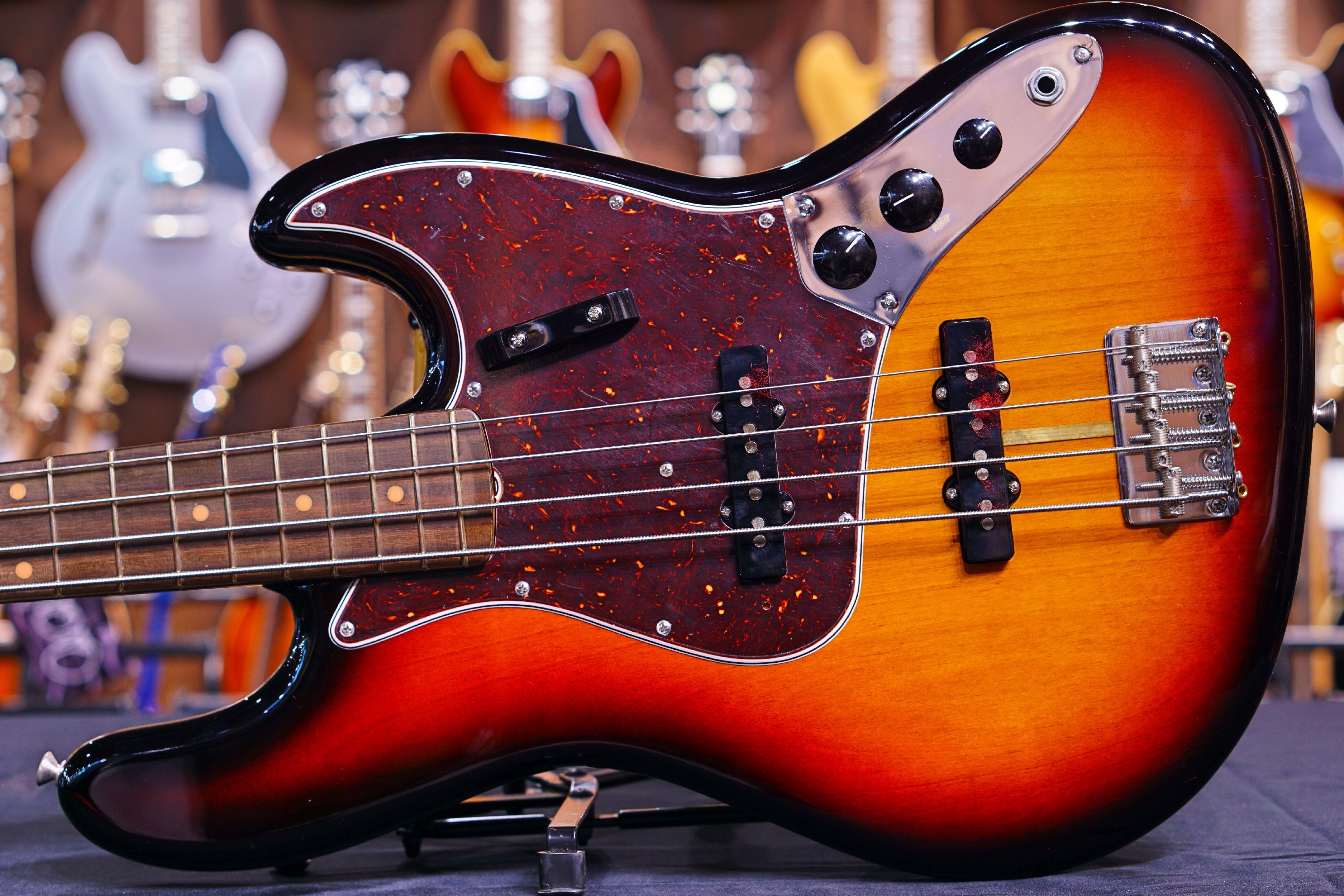 Fender American Original '60s Precision Jazz Bass - 3-Color Sunburst - HIENDGUITAR fender bass