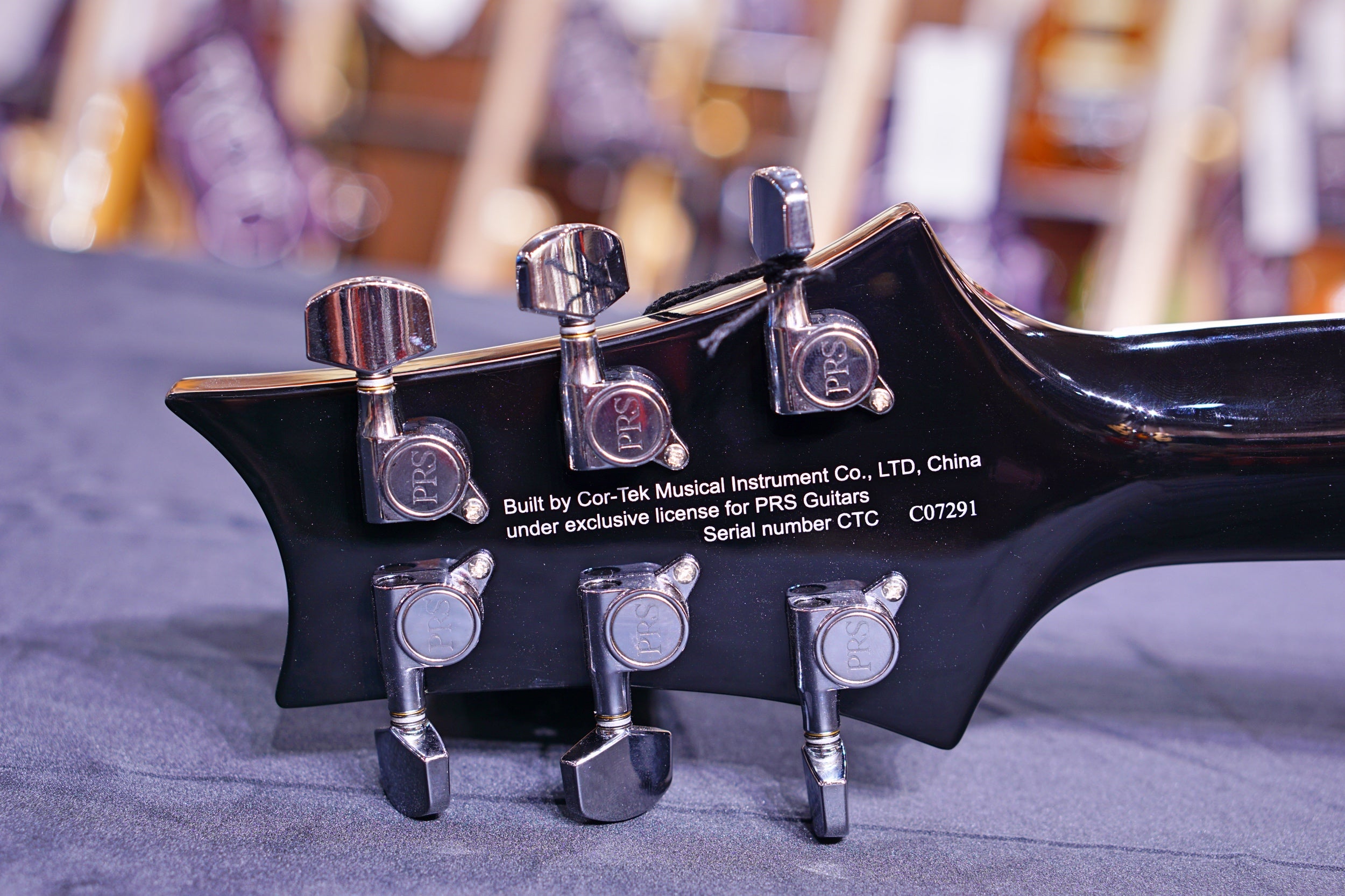 PRS SE Hollowbody II - Tri-Color Sunburst - HIENDGUITAR PRS SE GUITAR