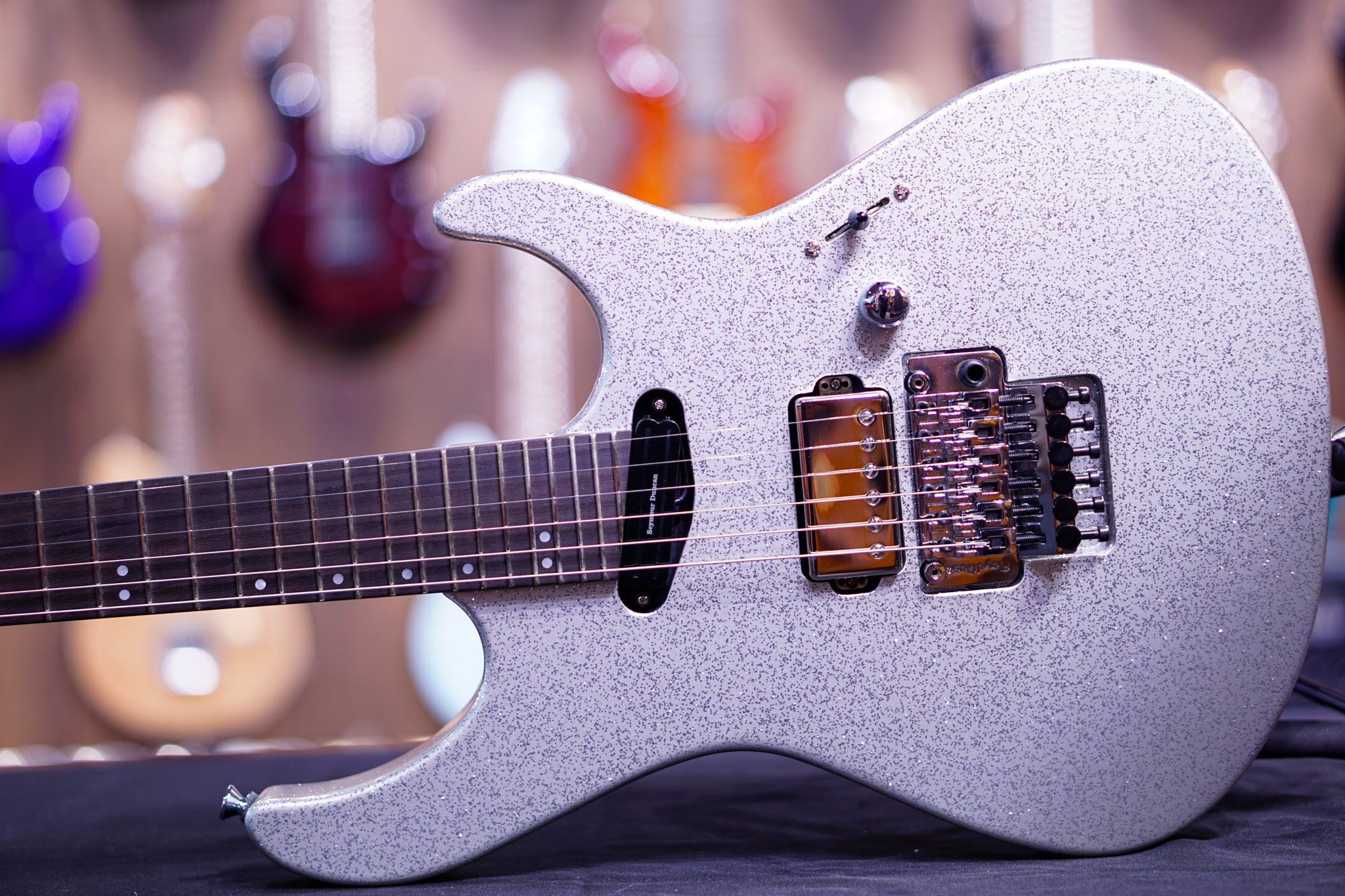 ESP original Maverick Silver Sparkle E5530212 - HIENDGUITAR ESP GUITAR