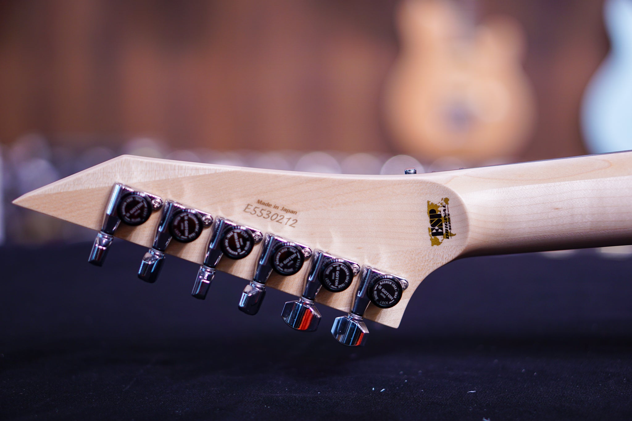 ESP original Maverick Silver Sparkle E5530212 - HIENDGUITAR ESP GUITAR