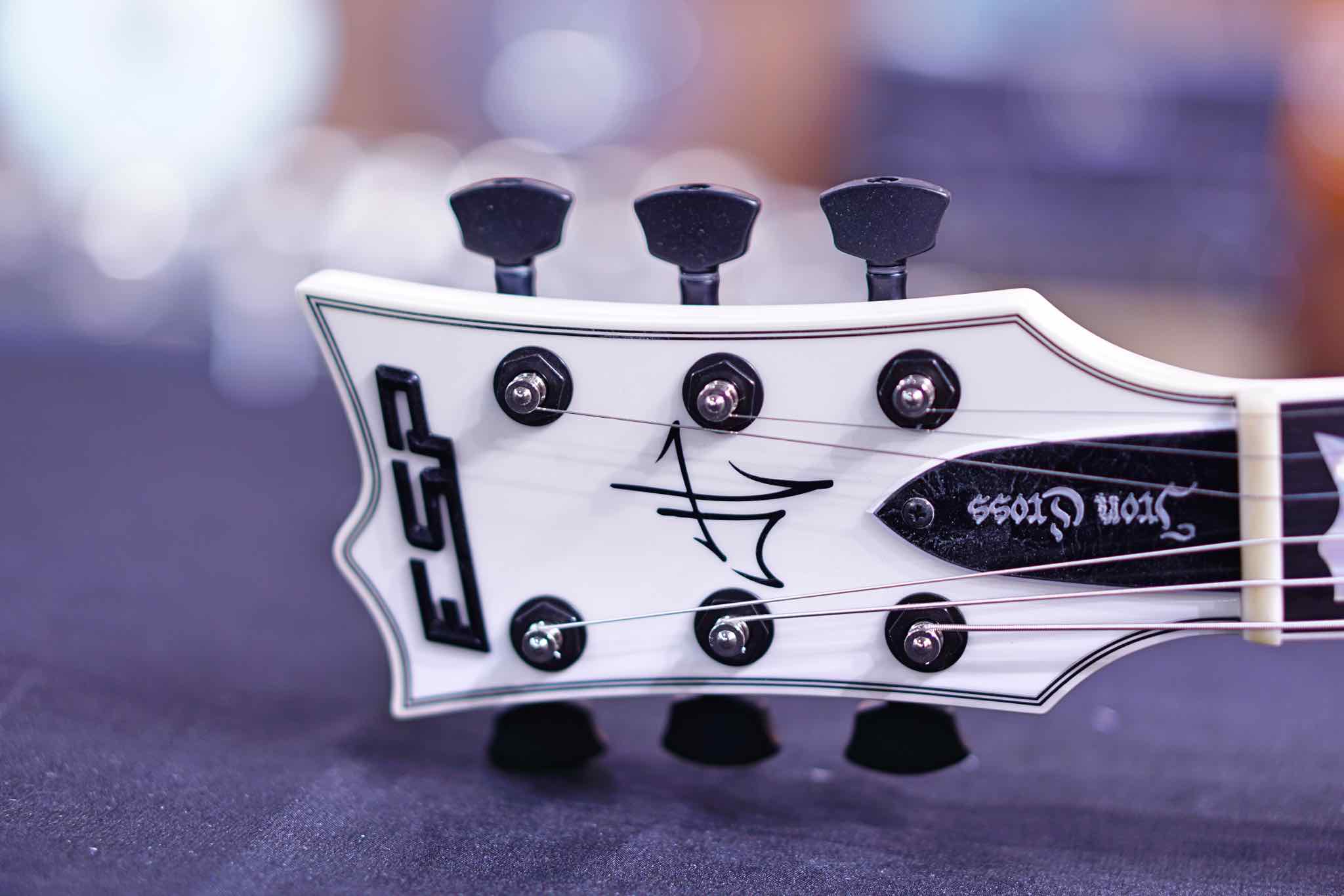 ESP IRON CROSS JAMES HETFIELD E9461202 - HIENDGUITAR ESP GUITAR