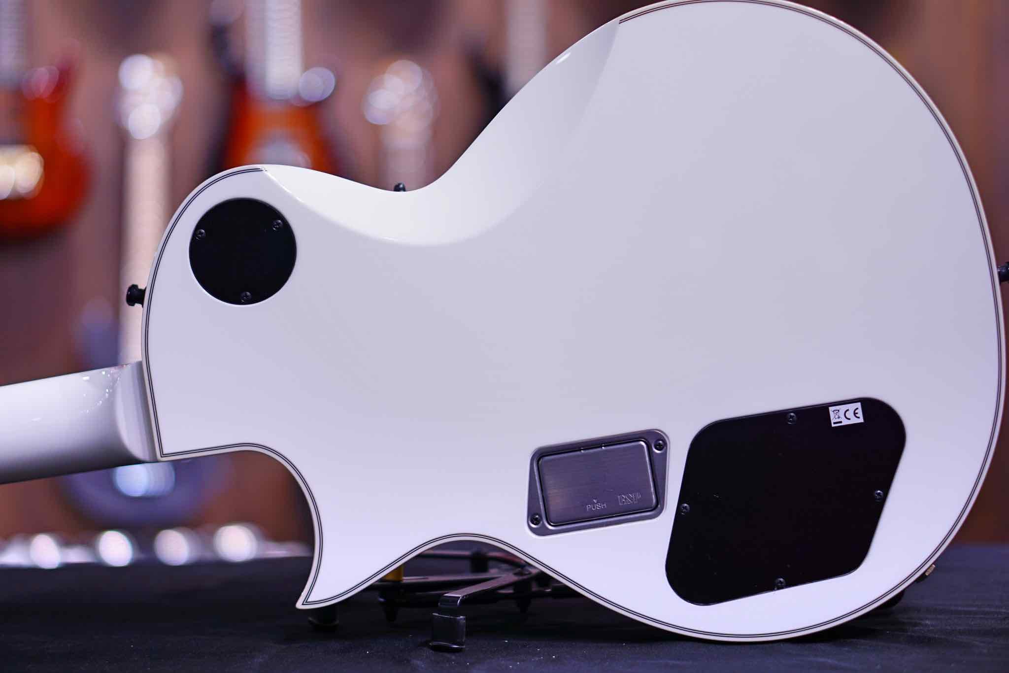 ESP IRON CROSS JAMES HETFIELD E9461202 - HIENDGUITAR ESP GUITAR