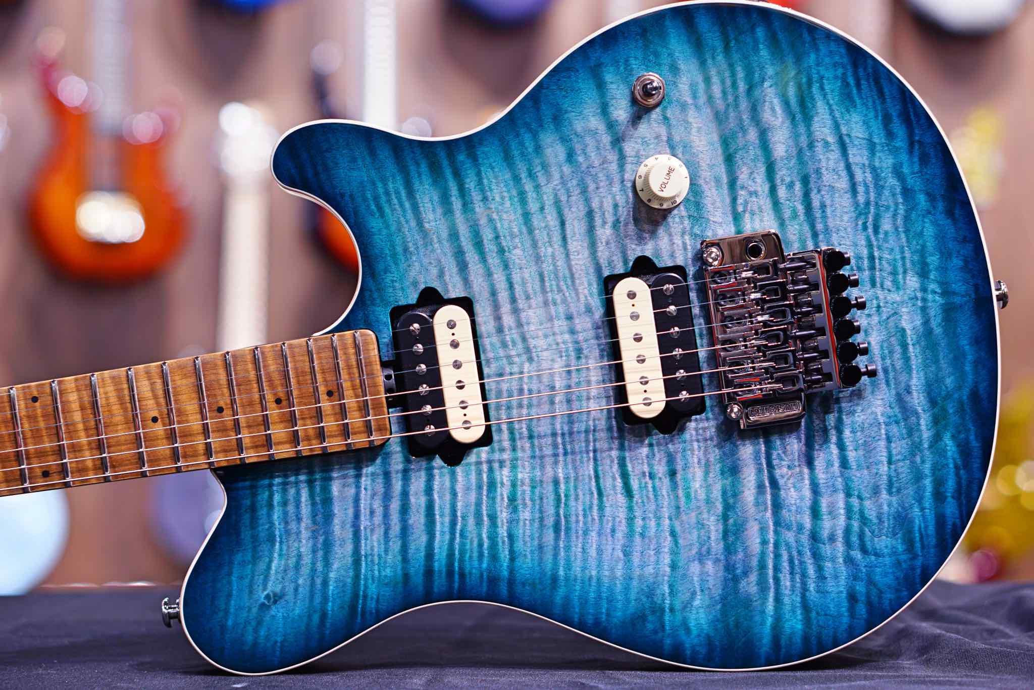 Music Man Axis Yucatan Blue Flame G97293 - HIENDGUITAR Musicman GUITAR