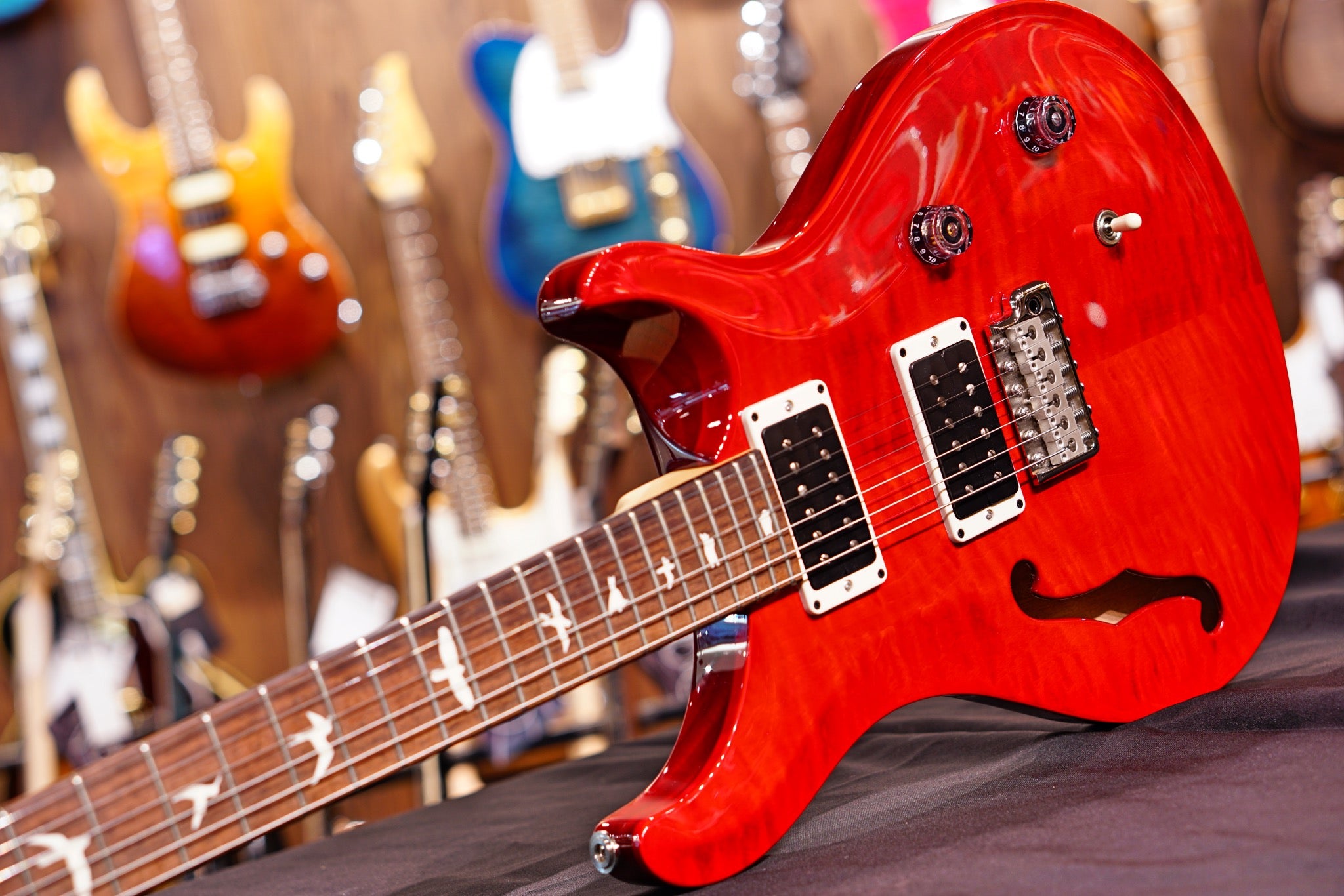 PRS CE24 Semi hollow scarlet red 0290687 - HIENDGUITAR PRS GUITAR