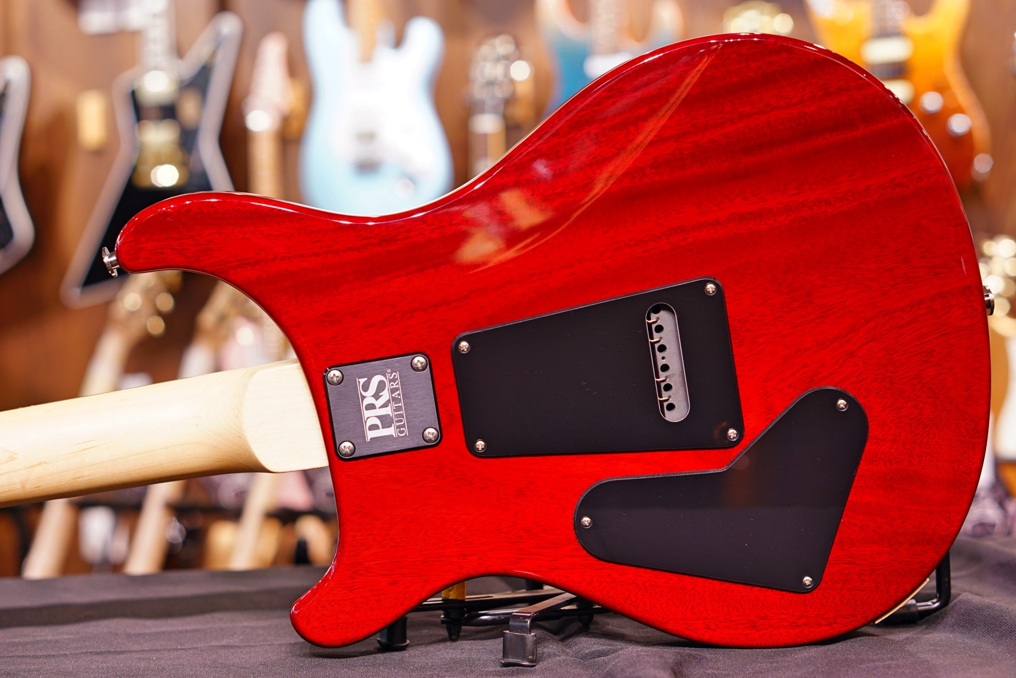 PRS CE24 Semi hollow scarlet red 0290687 - HIENDGUITAR PRS GUITAR