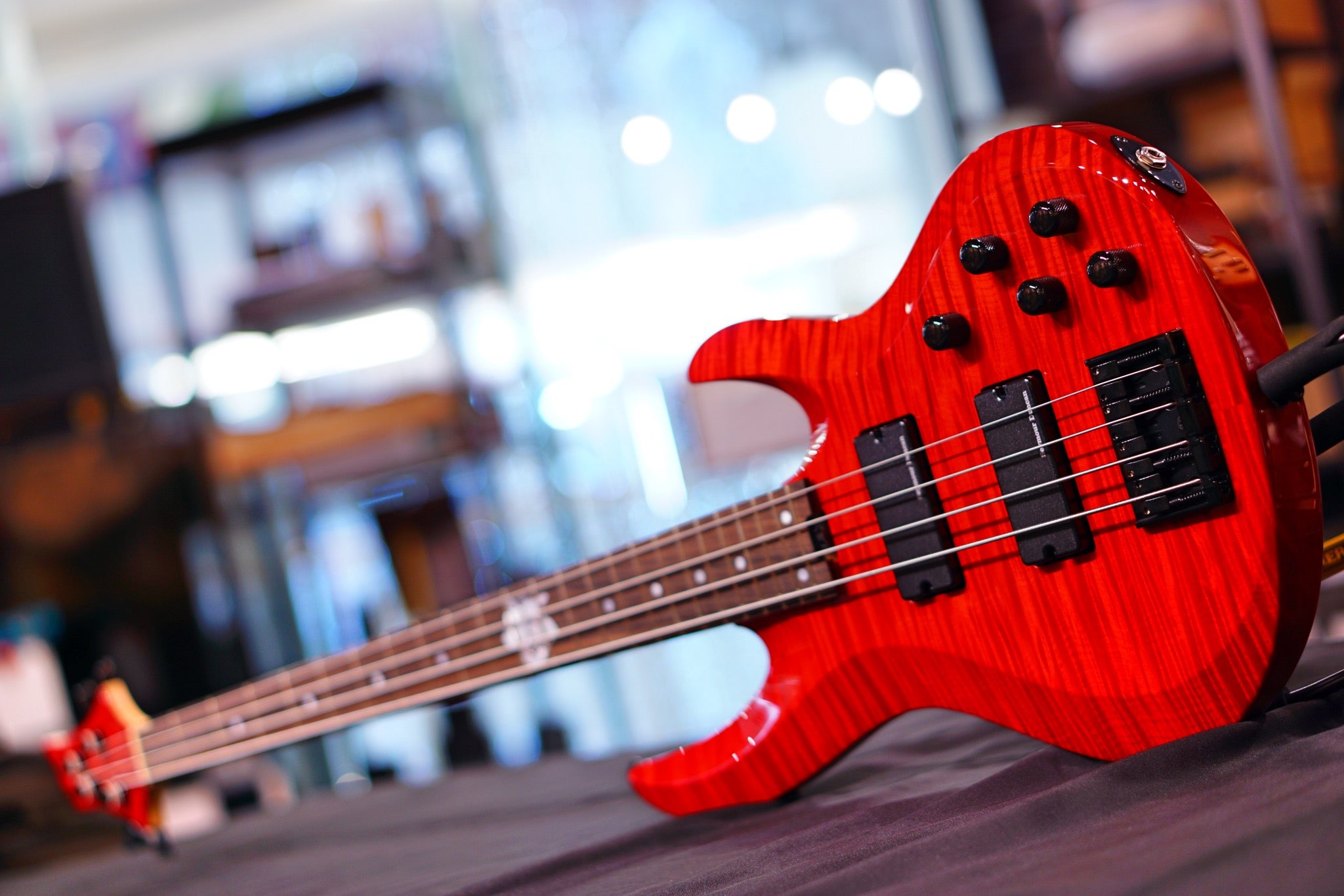 ESP Bass BTL LISA II  *Limited edition* - HIENDGUITAR   ESP GUITAR