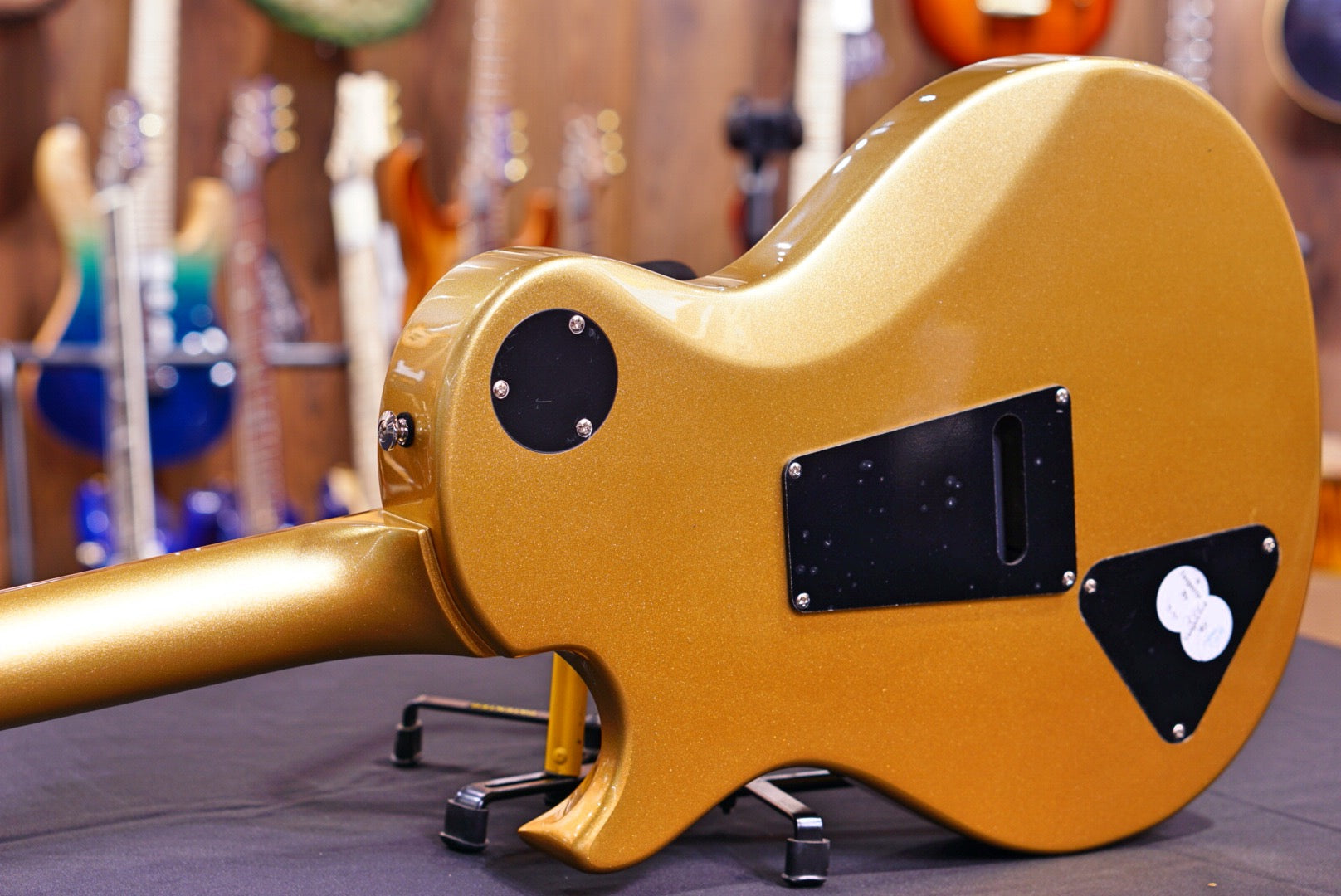 PRS SE Santana Singlecut Trem - Egyptian Gold - HIENDGUITAR PRS SE GUITAR