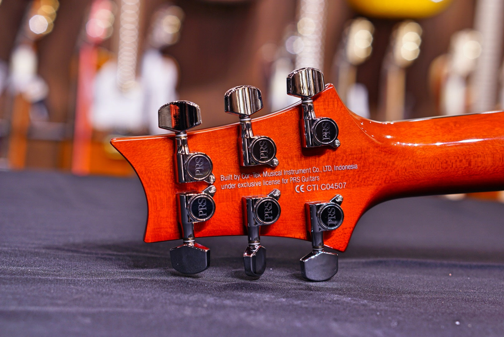 PRS SE Custom 22 - Vintage Sunburst - HIENDGUITAR PRS SE GUITAR