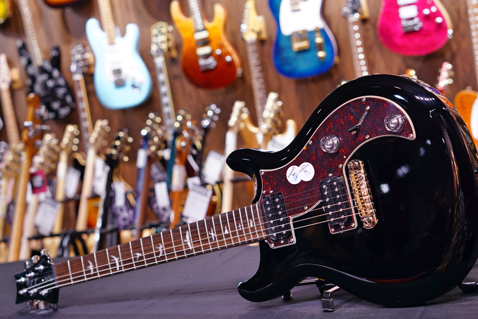 PRS SE Mira - Black - HIENDGUITAR PRS SE GUITAR