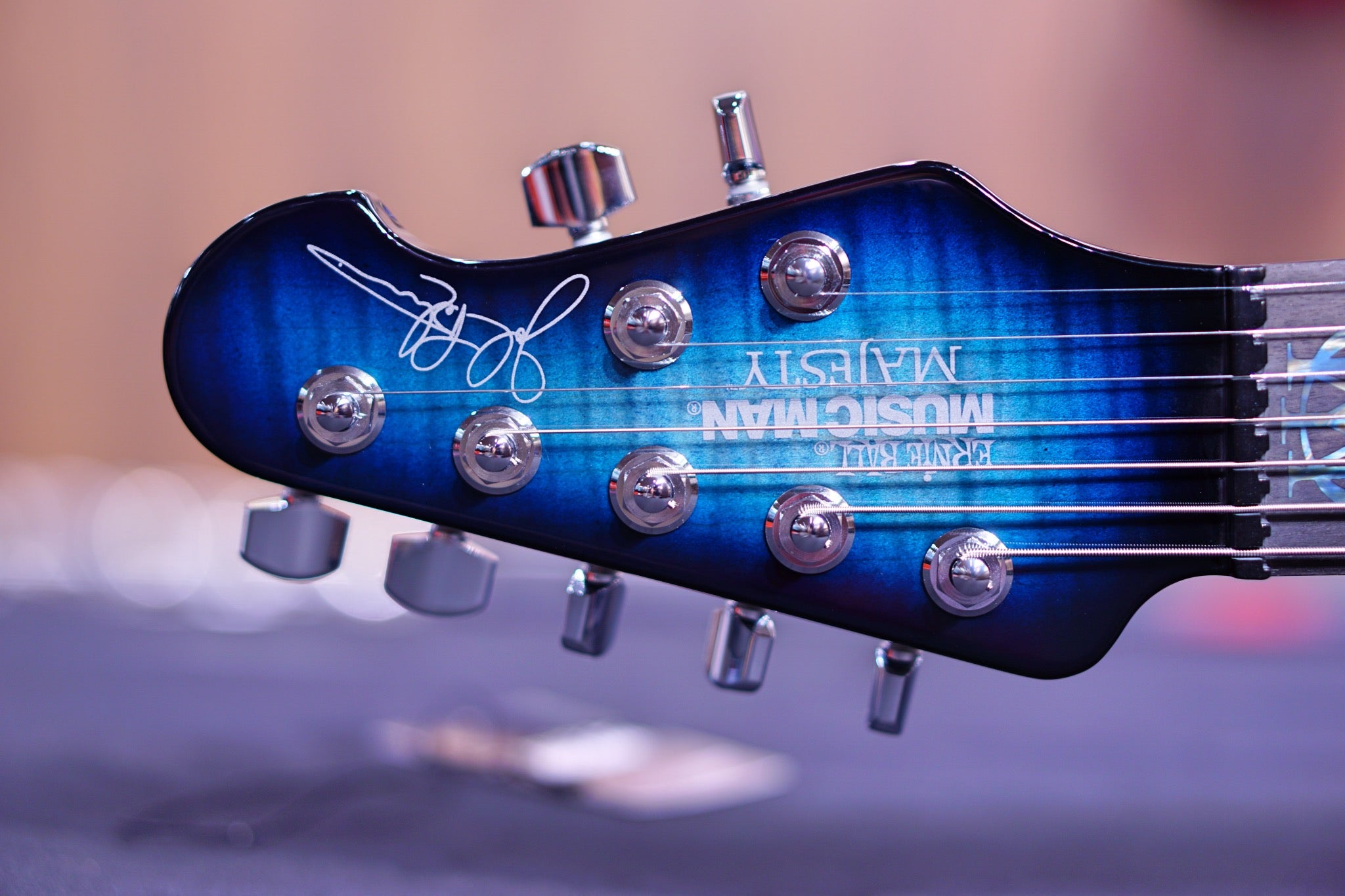 Ernie Ball Music Man John Petrucci Majesty 7 Hydrospace m014958 - HIENDGUITAR Musicman GUITAR