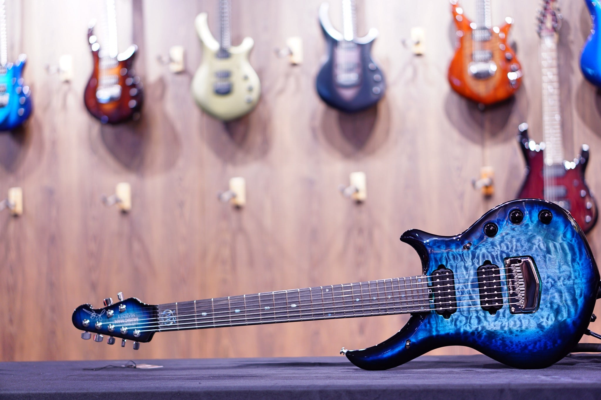 Ernie Ball Music Man John Petrucci Majesty 7 Hydrospace m014958 - HIENDGUITAR Musicman GUITAR