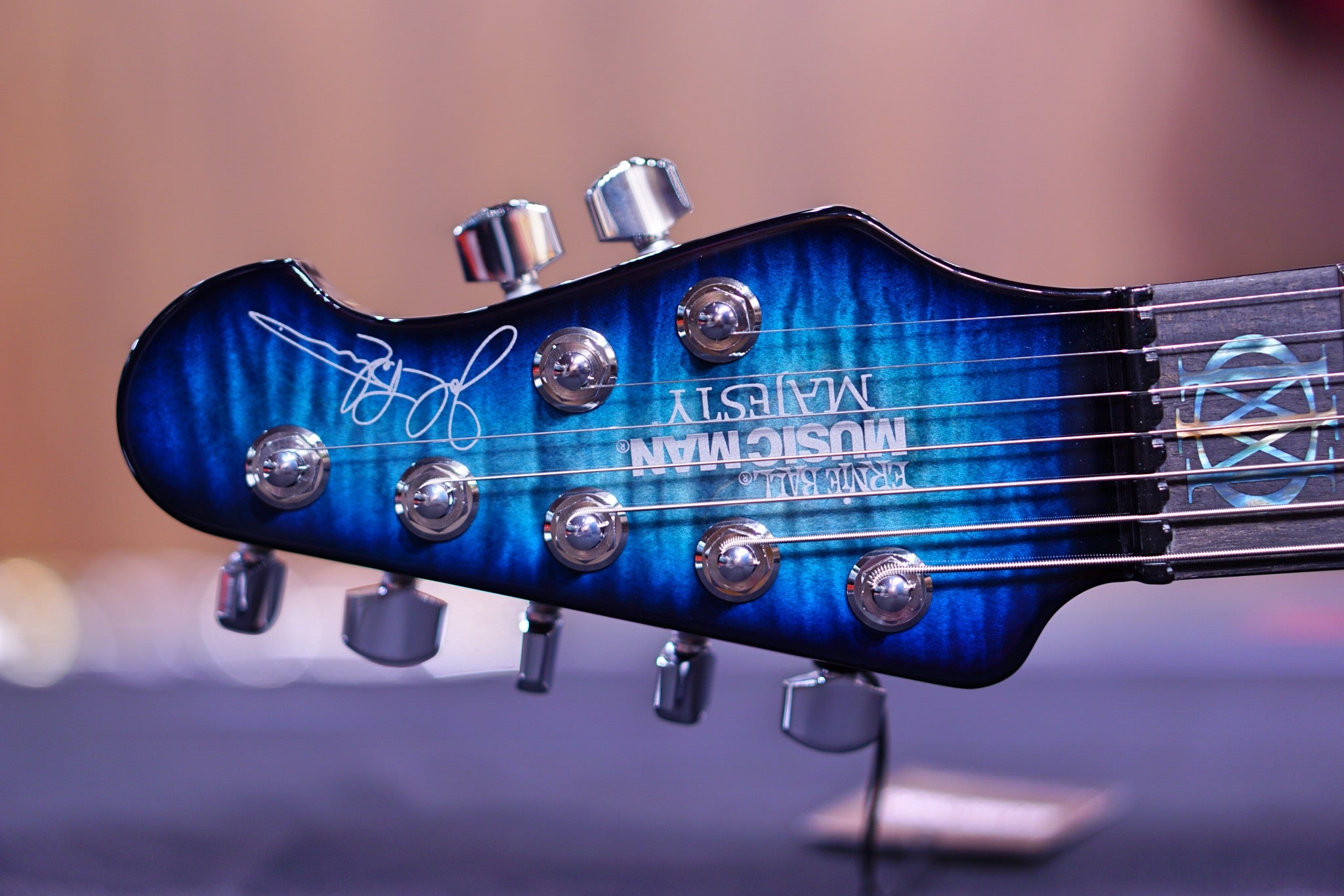 Ernie Ball Music Man John Petrucci Majesty 7 Hydrospace m014949 - HIENDGUITAR Musicman GUITAR