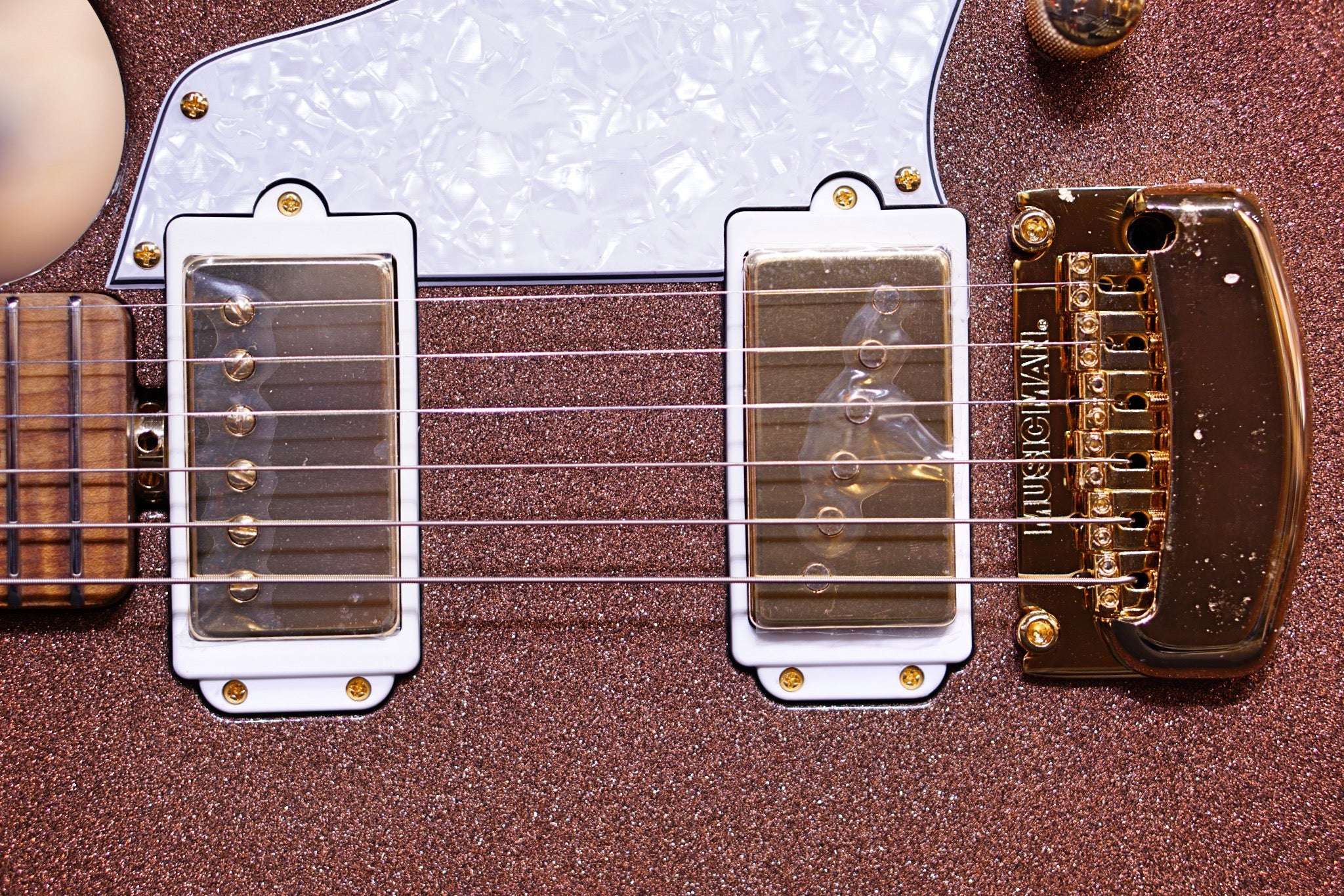 Ernie Ball Music Man Valentine Tremolo Electric Guitar - Pink Champagne Sparkle H00112 - HIENDGUITAR Musicman GUITAR