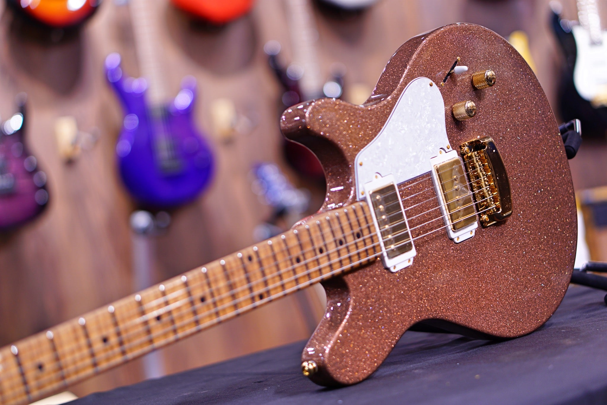 Ernie Ball Music Man Valentine Tremolo Electric Guitar - Pink Champagne Sparkle H00112 - HIENDGUITAR Musicman GUITAR