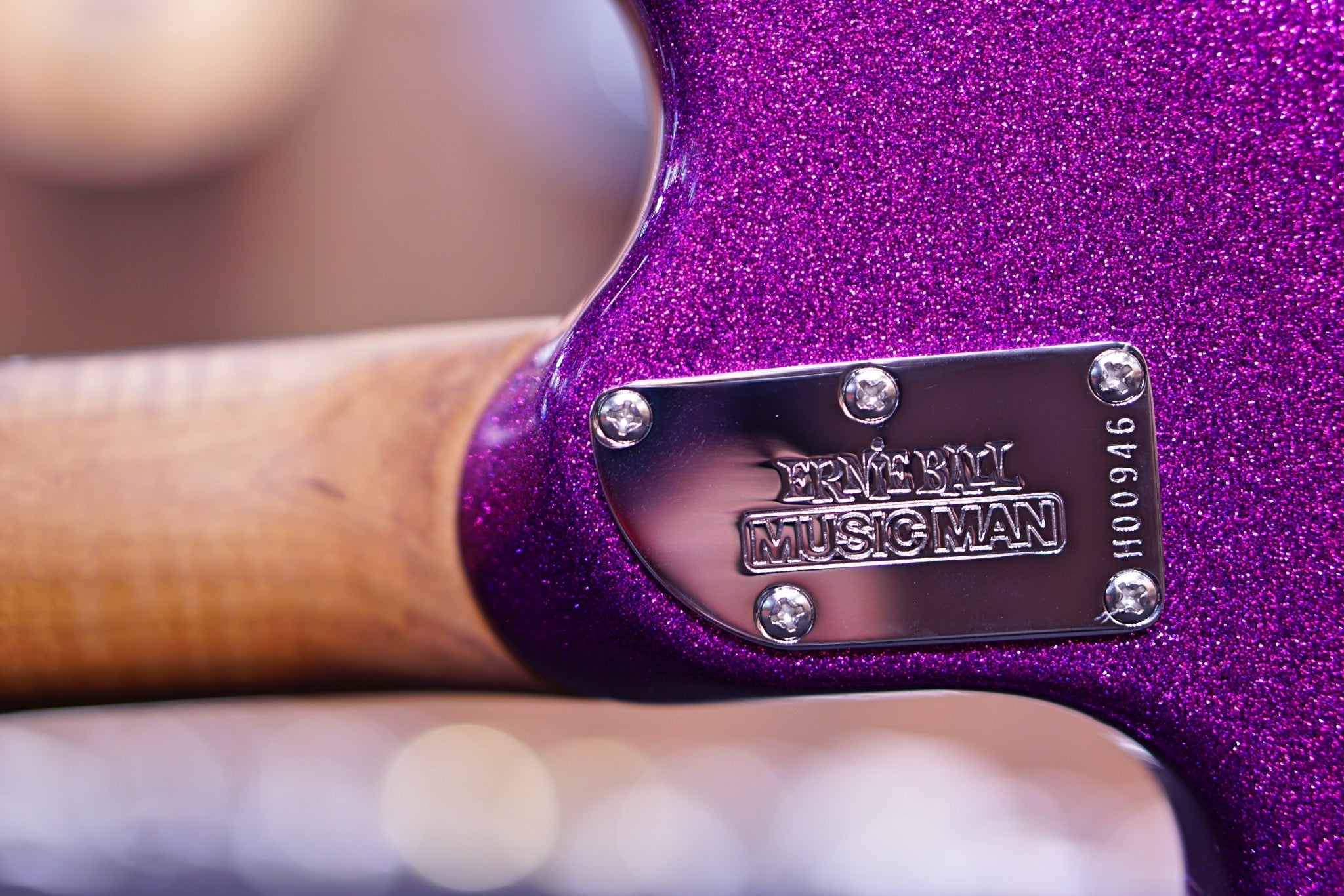 Ernie Ball Music Man Luke III HH - Fuchsia Sparkle H00946 - HIENDGUITAR Musicman GUITAR