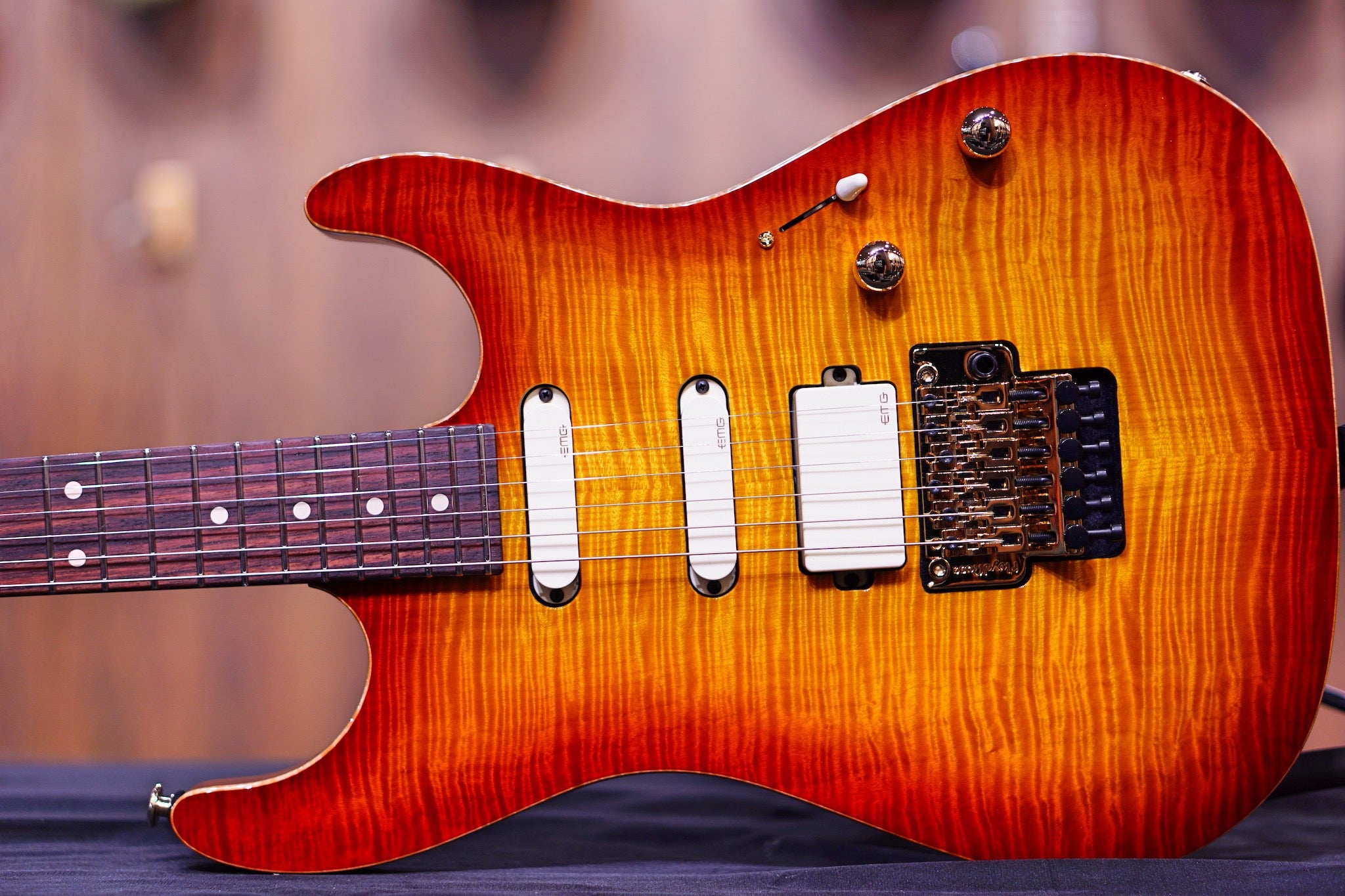 Suhr standard legacy Limited Edition Floyd aged cherry 66061 - HIENDGUITAR SUHR GUITAR