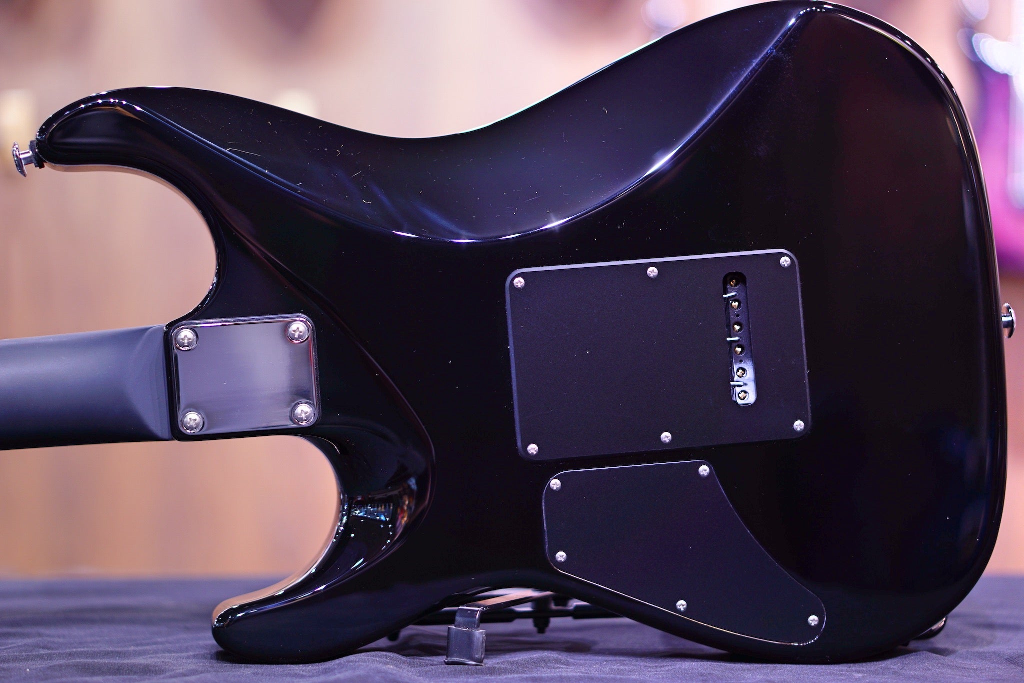 SUHR PETE THORN SIGNATURE SERIES GUITAR Ocean Turquoise Metallic 65785 - HIENDGUITAR SUHR GUITAR