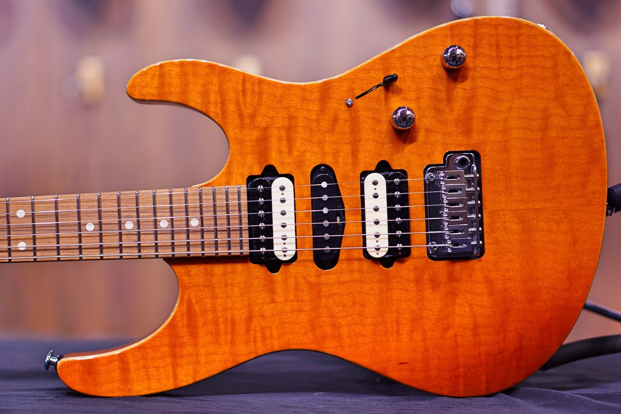 Suhr Modern custom Quilt run trans caramel 64323 CWS (Custom wood selection) - HIENDGUITAR SUHR GUITAR