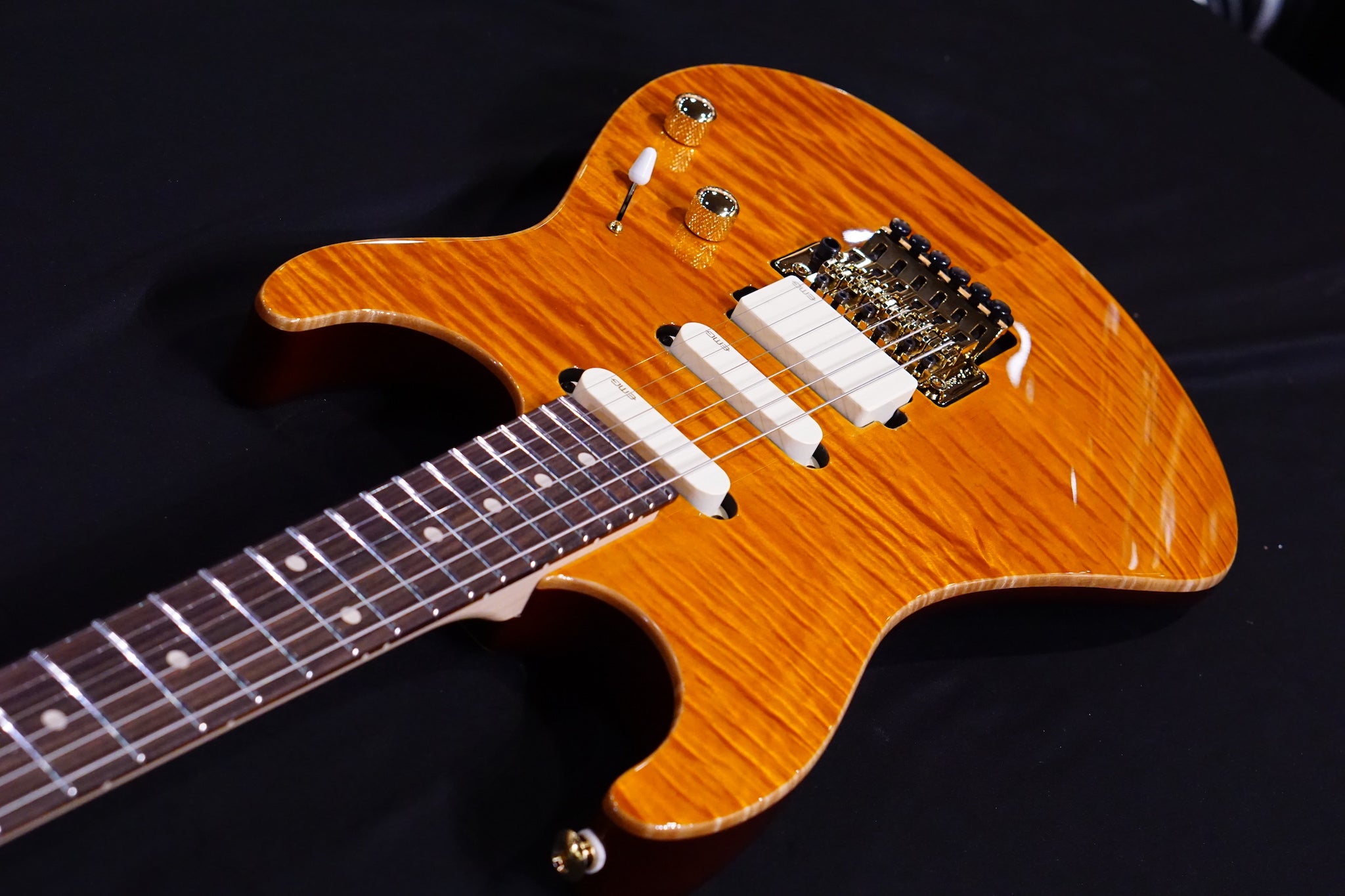 Suhr standard legacy Limited Edition Floyd trans caramel 66067 - HIENDGUITAR SUHR GUITAR