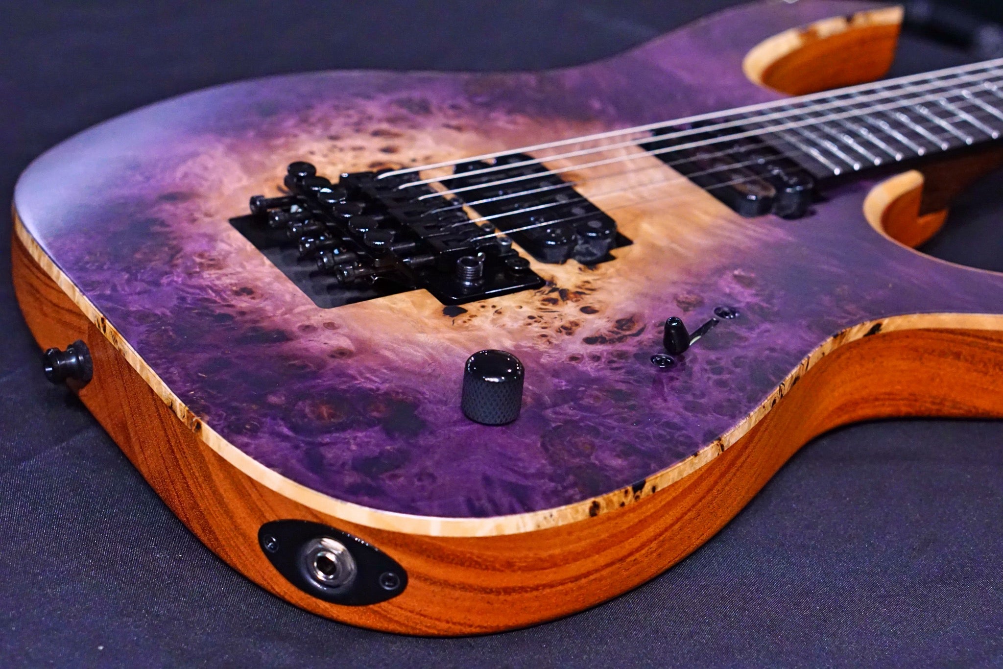 Mayones Duvell Elite Pro 6 Trans natural fade purple burst out satine DF2108606 - HIENDGUITAR mayones GUITAR
