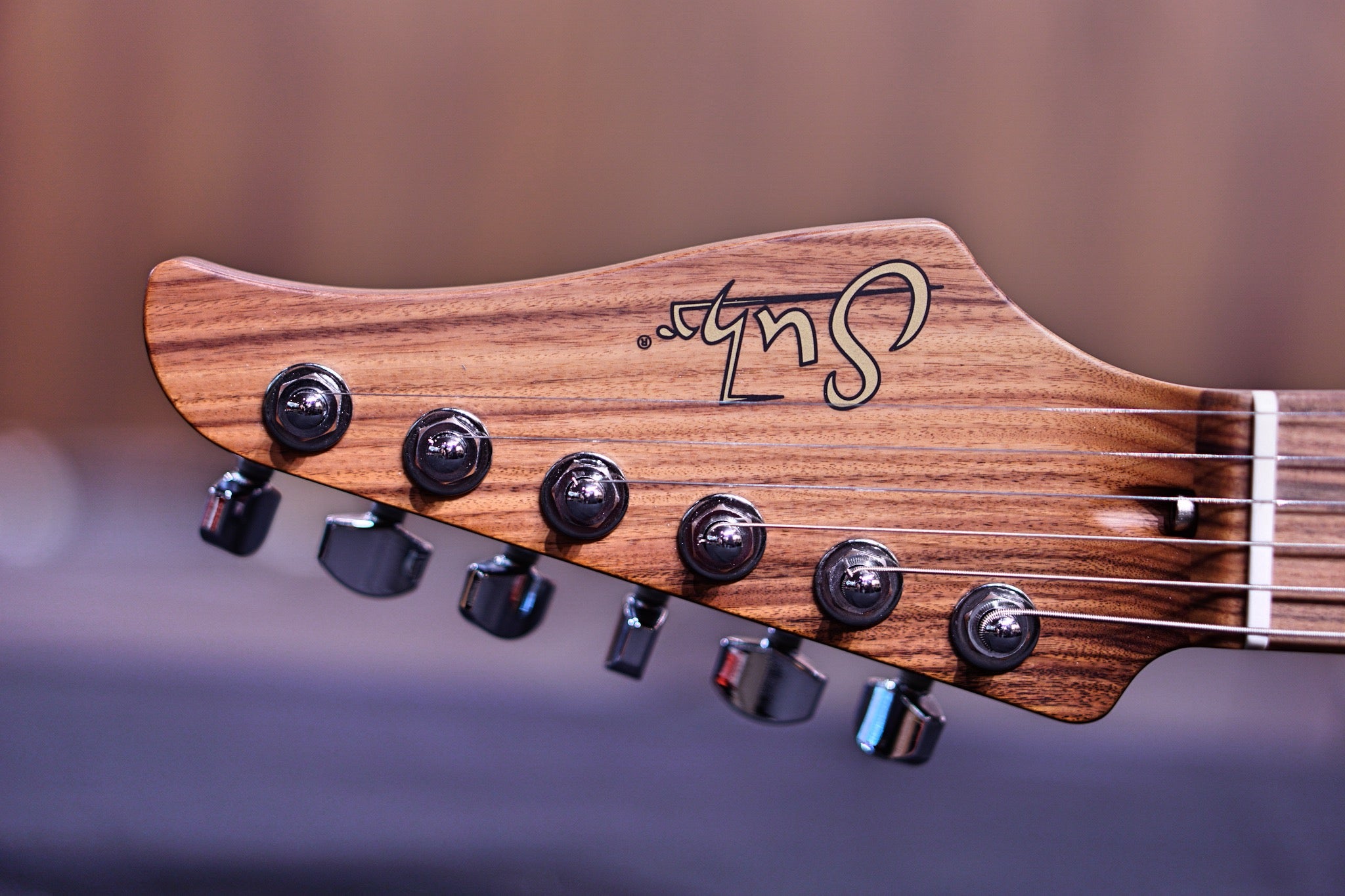 Suhr Modern custom Quilt run aqua blue gradient 64310 CWS (Custom wood selection) - HIENDGUITAR SUHR GUITAR