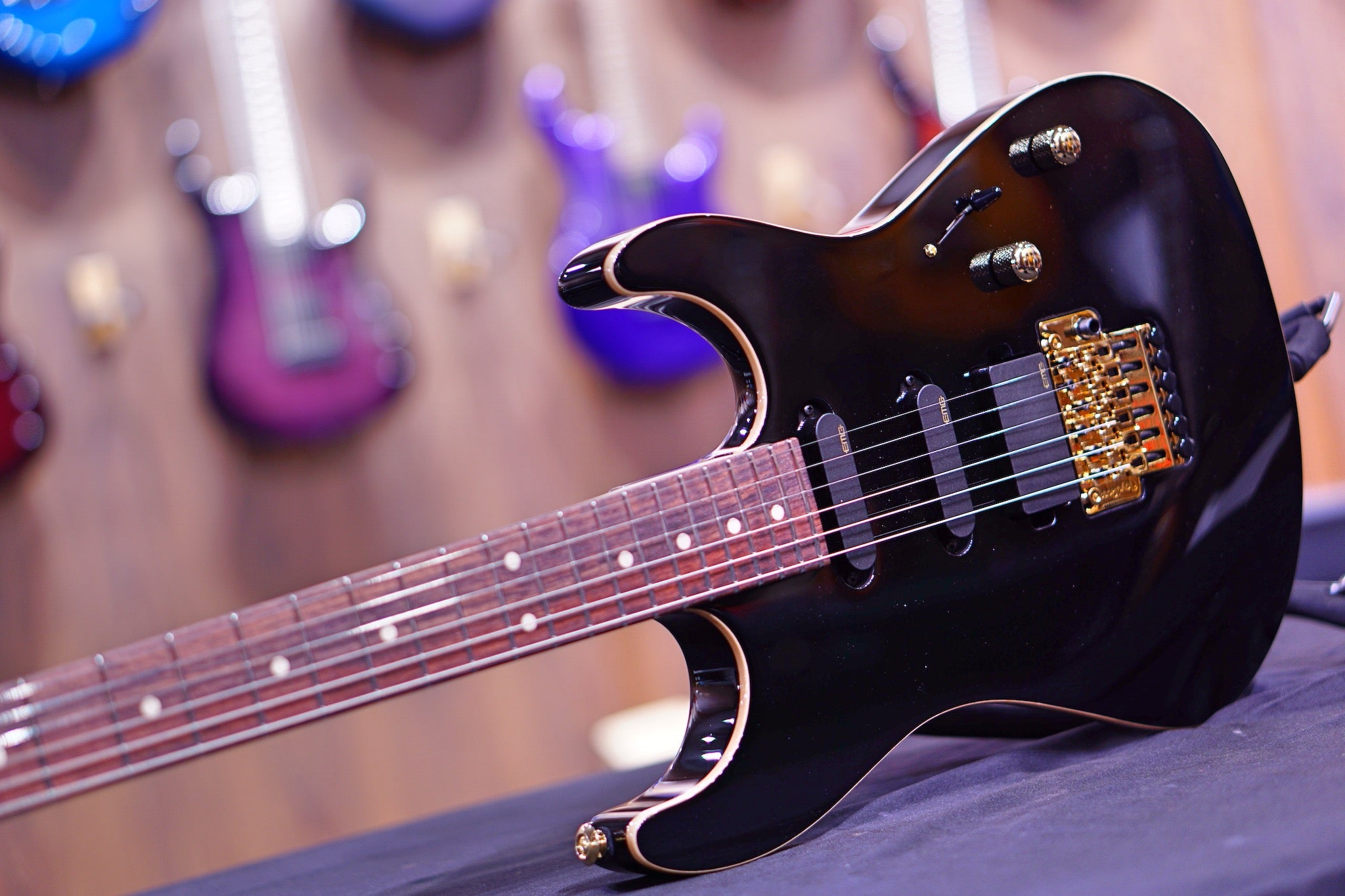 Suhr standard legacy Limited Edition Black Floyd 66065 - HIENDGUITAR SUHR GUITAR