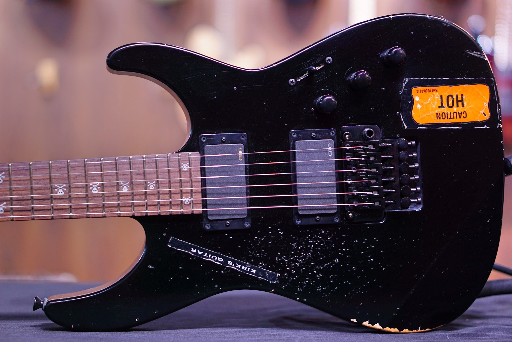 ESP KH-2 VINTAGE DISTRESSED BLACK KIRK HAMMETT E7061202 - HIENDGUITAR ESP GUITAR