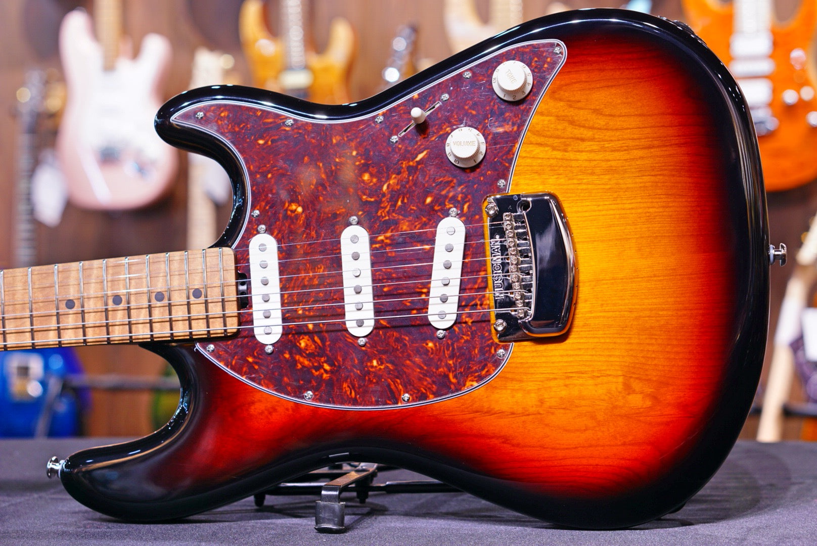 Ernie Ball Music Man Cutlass RS - Vintage Sunburst G97731 - HIENDGUITAR Musicman GUITAR