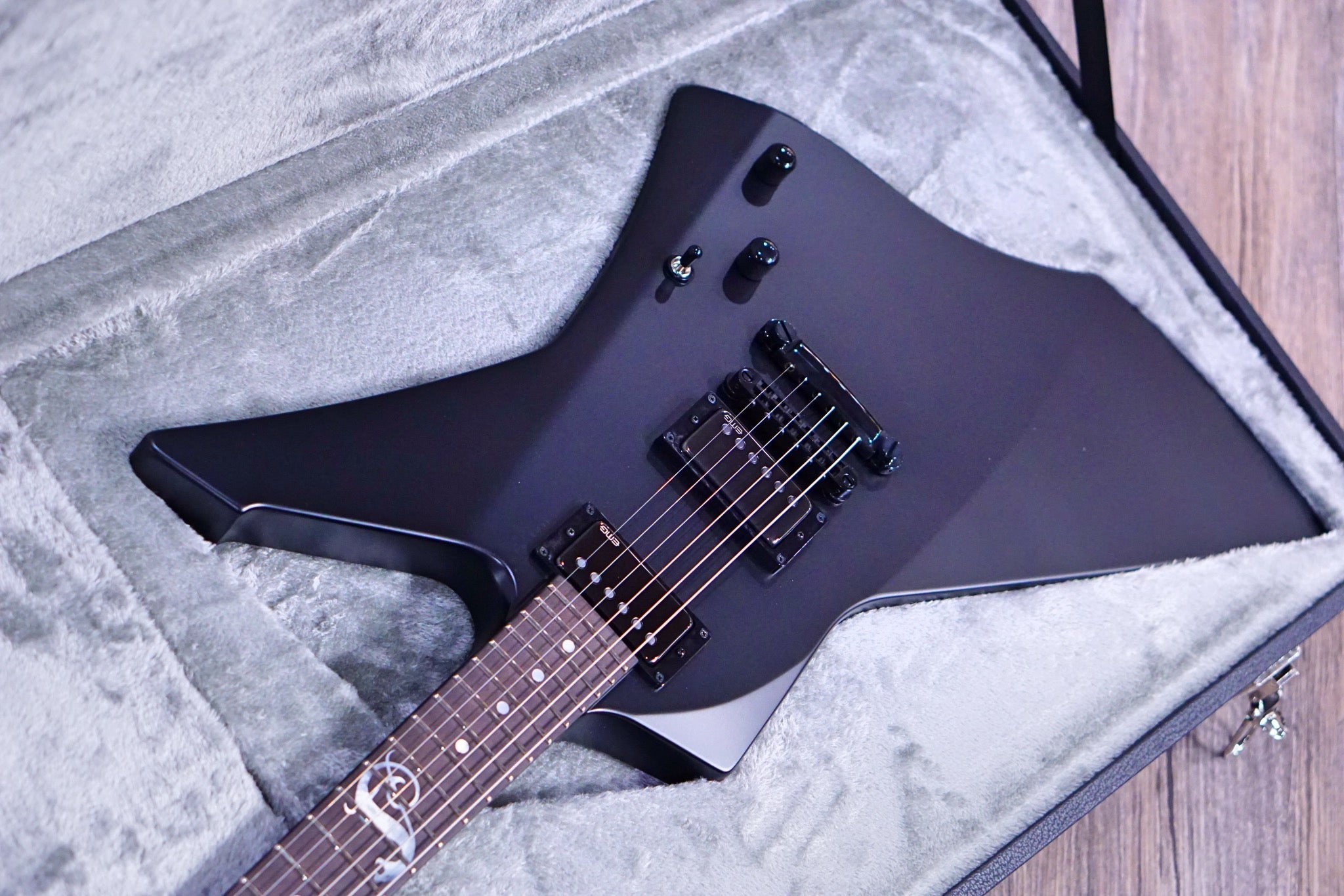 ESP Snakebyte James Hetfield signature satin Black E5250212 - HIENDGUITAR ESP GUITAR