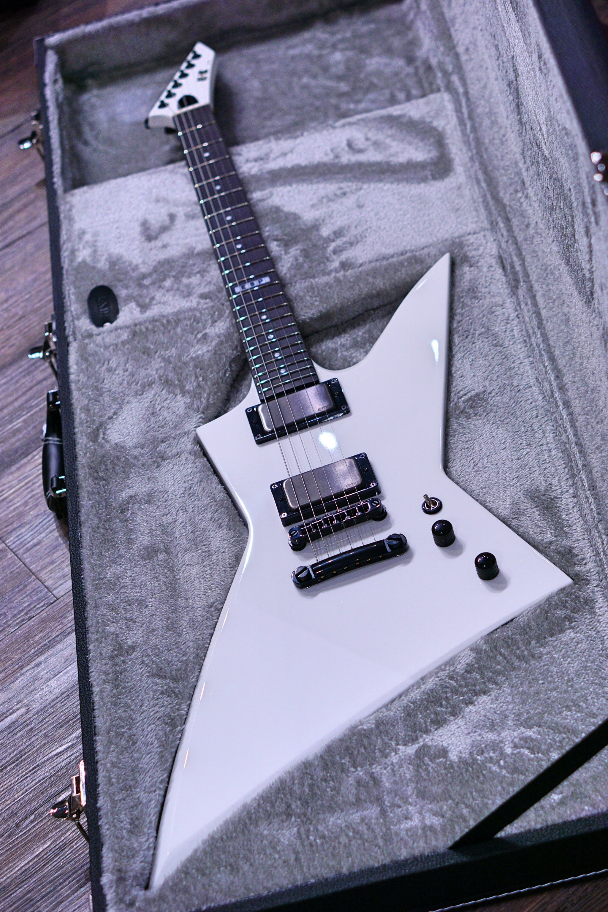 ESP E-II EX NT snow White ES9800213 - HIENDGUITAR E-II GUITAR