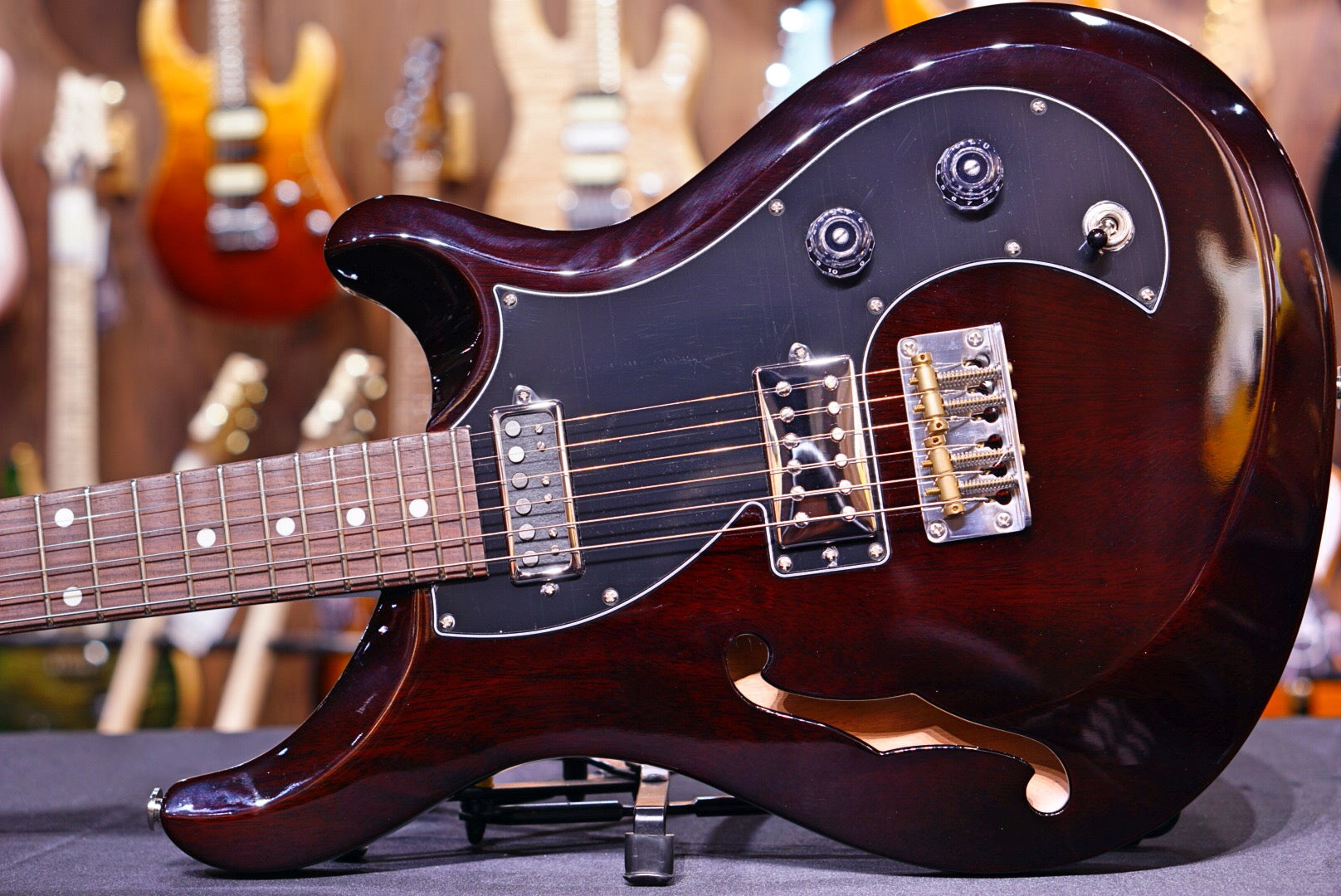 PRS S2 Vela Semi-Hollow - Vintage Cherry S2043496 - HIENDGUITAR PRS GUITAR