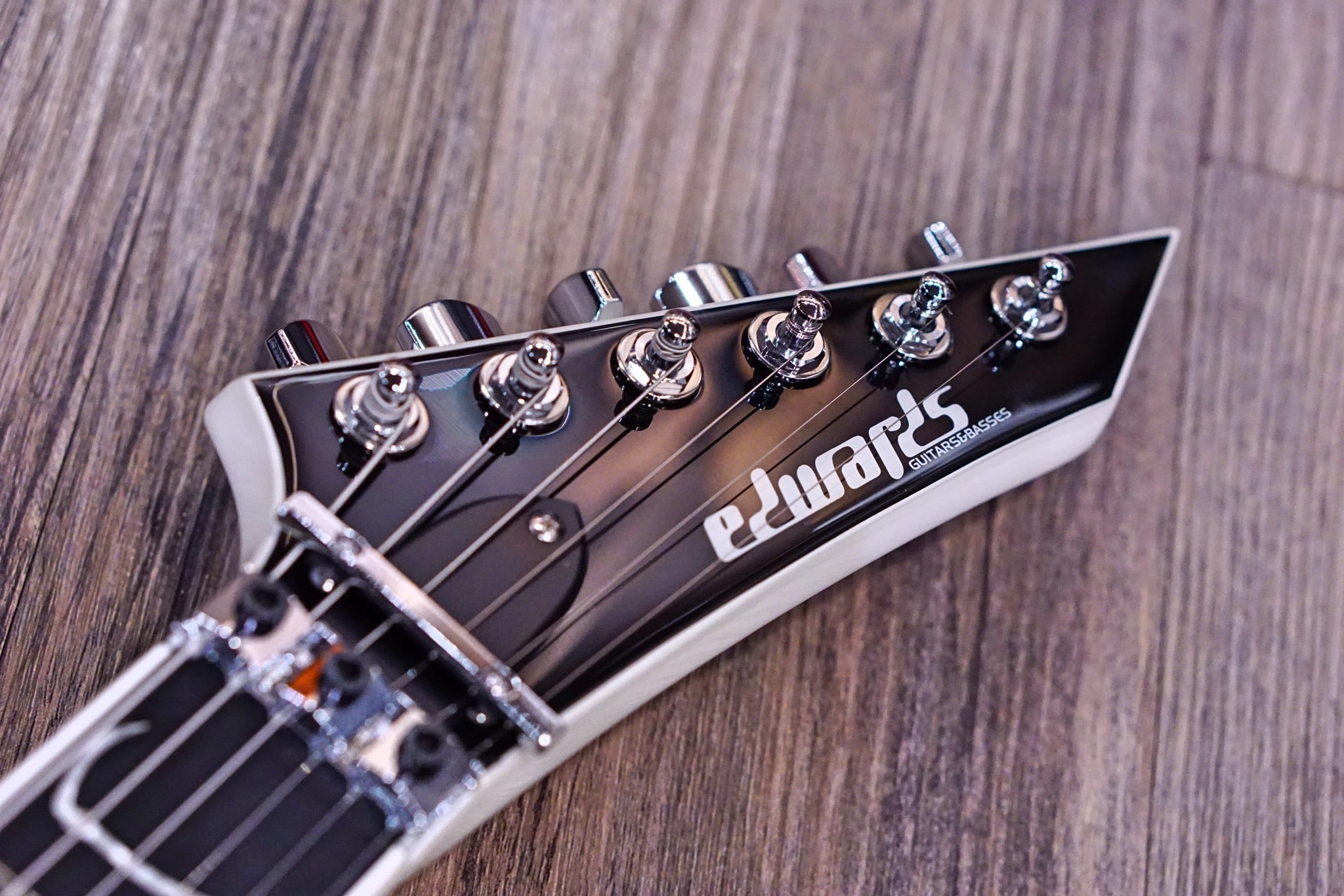 ESP Edwards Alexi E-SCYTHE - HIENDGUITAR EDWARDS GUITAR