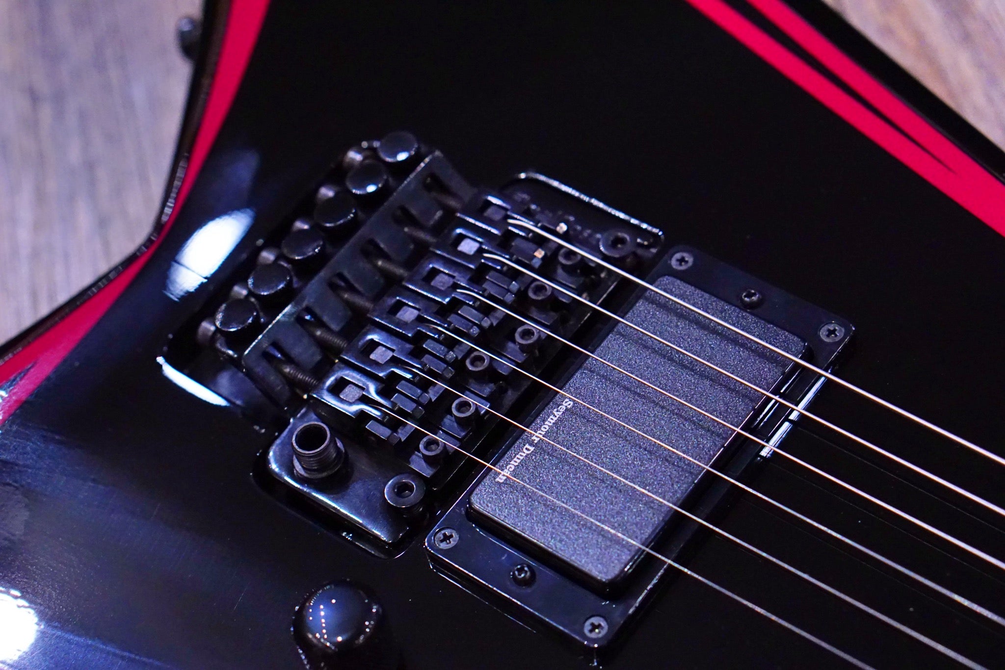 ESP Edwards Alexi E-AL-166 PINK SAWTOOTH - HIENDGUITAR EDWARDS GUITAR