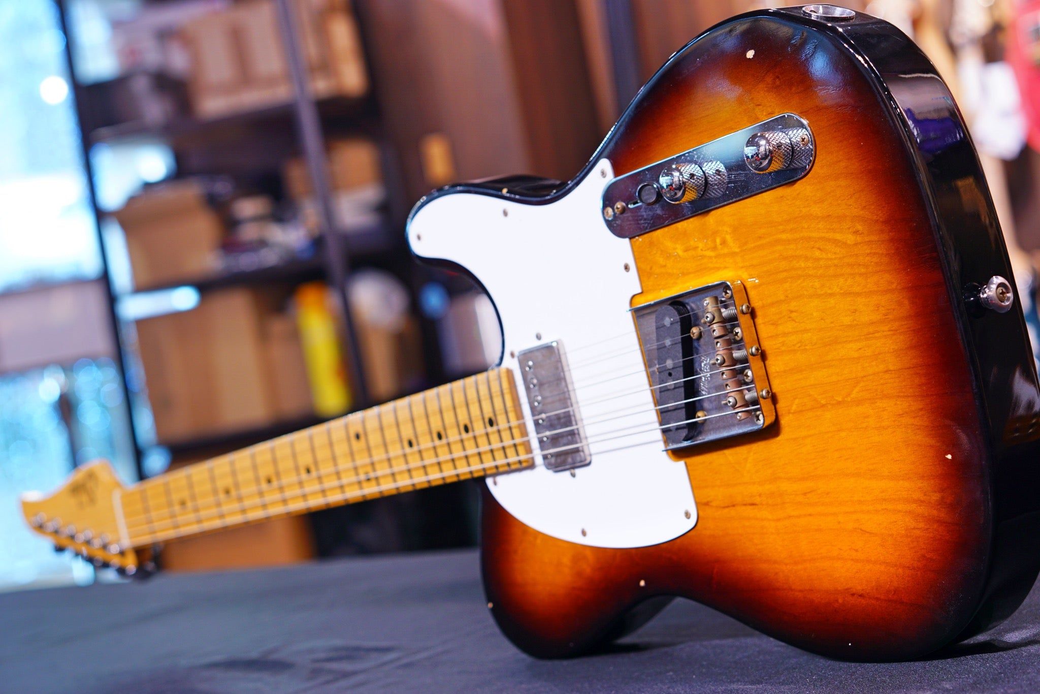 Suhr Classic T Antique 2 Tone Burst Hs - HIENDGUITAR SUHR GUITAR