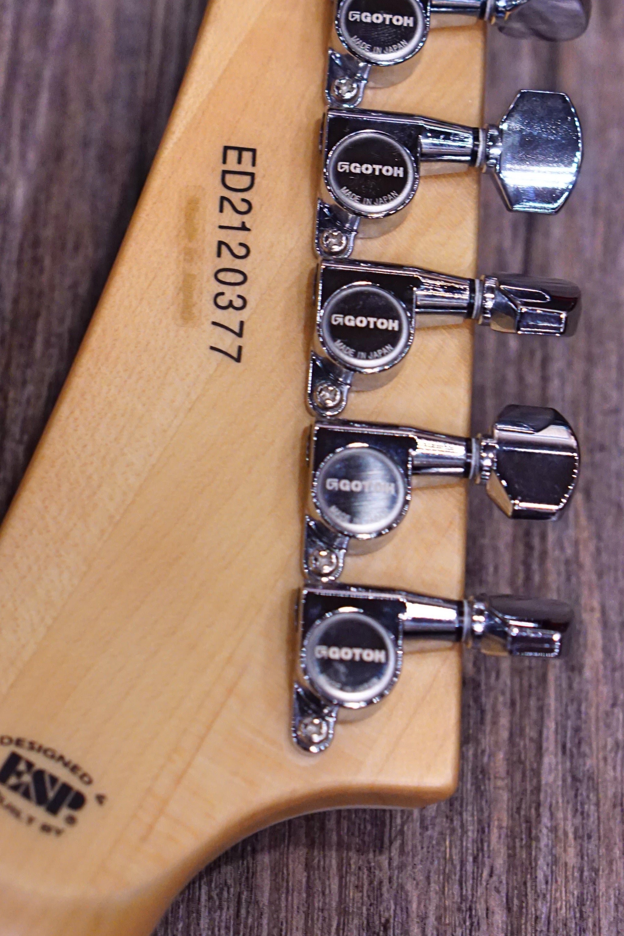 ESP Edwards Alexi Greeny ED2120377 - HIENDGUITAR EDWARDS GUITAR