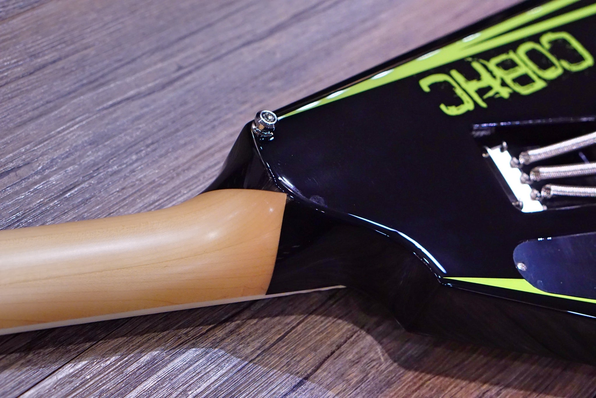 ESP Edwards Alexi Greeny ED2120377 - HIENDGUITAR EDWARDS GUITAR