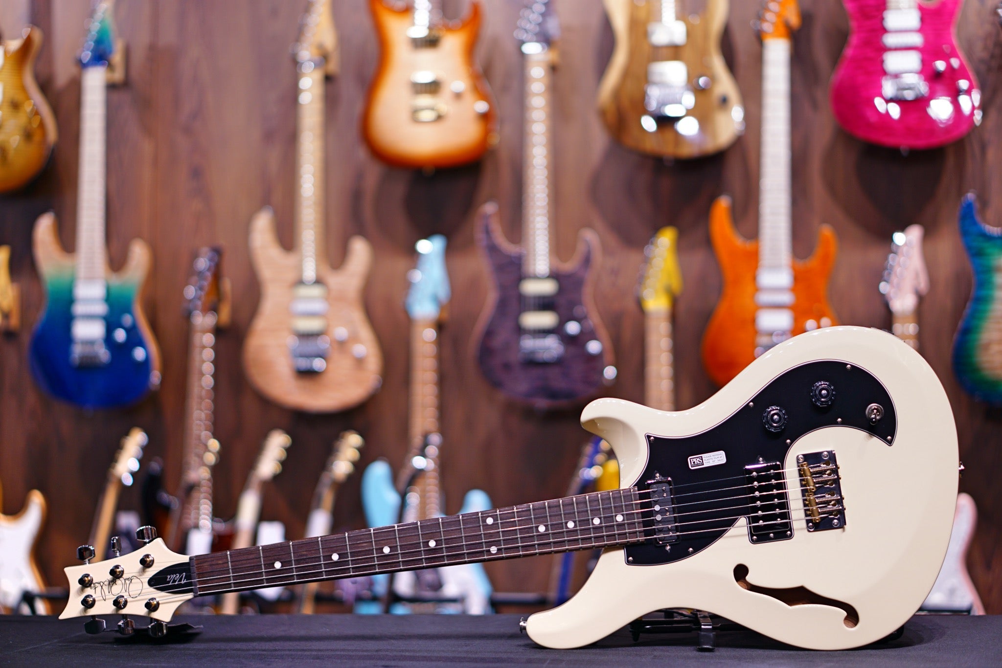 PRS S2 Vela Semi-Hollow - Antique White S2043539 - HIENDGUITAR PRS GUITAR