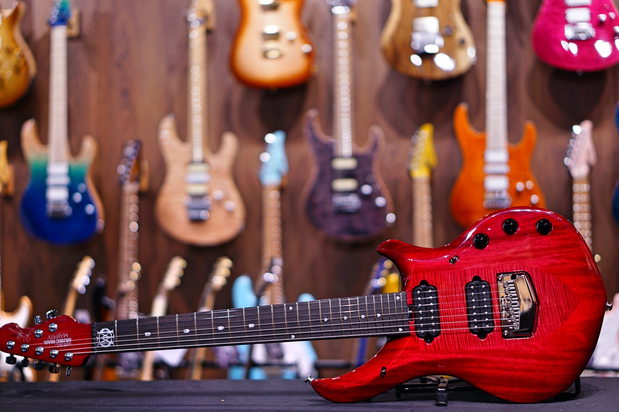 Ernie Ball Music Man John Petrucci Majesty 7 - Pink Sand M013535 - HIENDGUITAR Musicman GUITAR