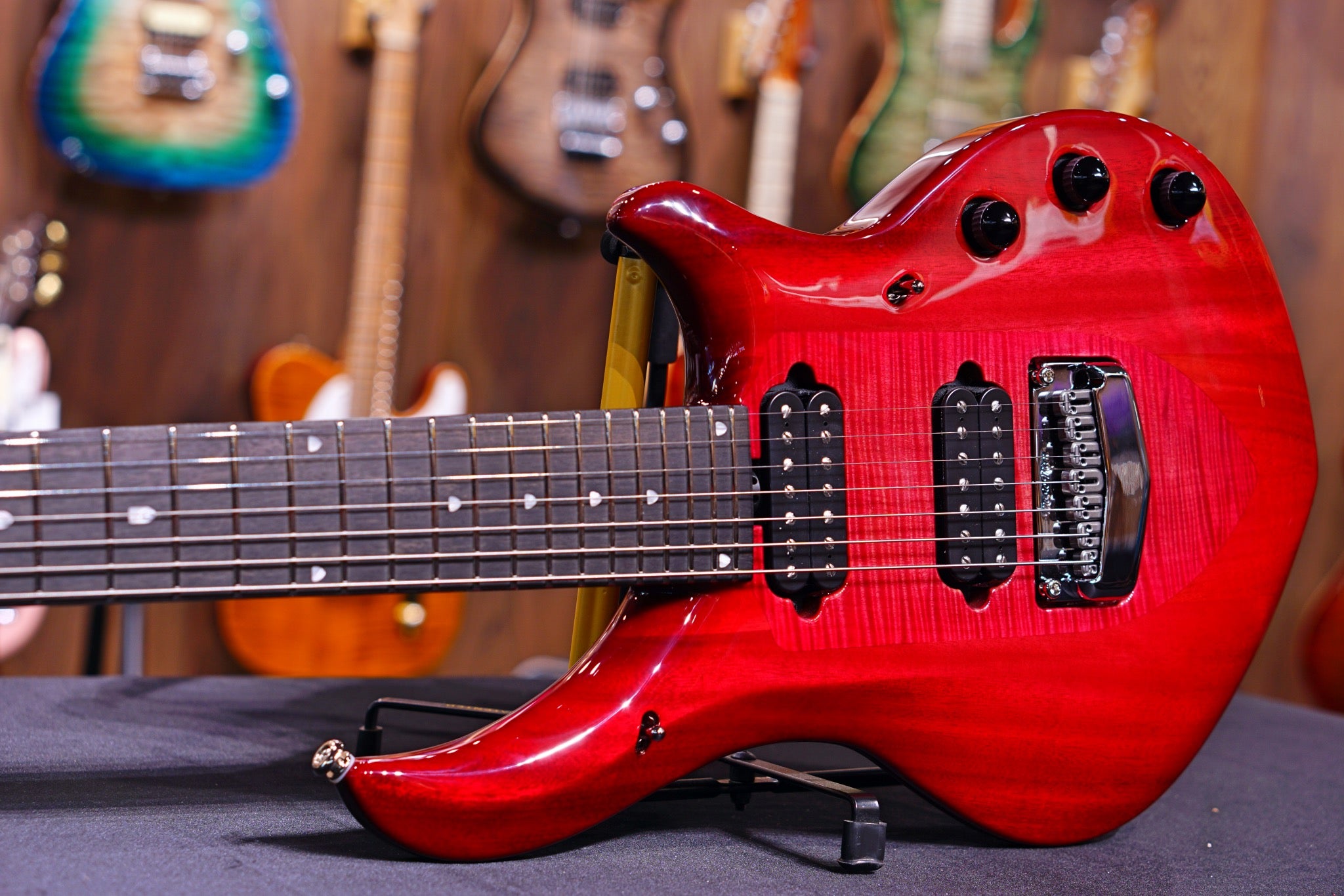 Ernie Ball Music Man John Petrucci Majesty 7 - Pink Sand M013535 - HIENDGUITAR Musicman GUITAR