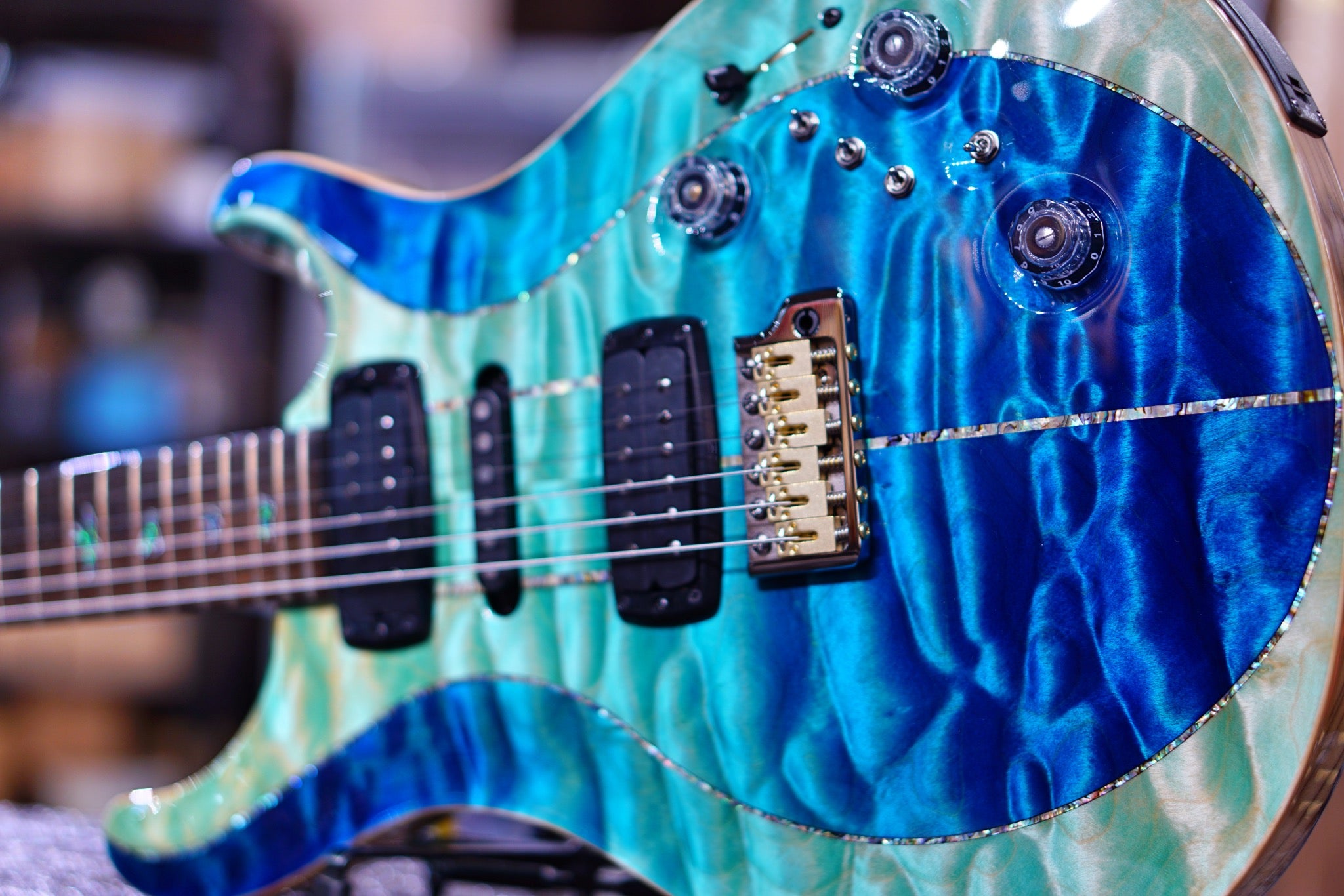 PRS Private stock Modern Eagle V PS#9248 Custom blue fade - HIENDGUITAR prs GUITAR