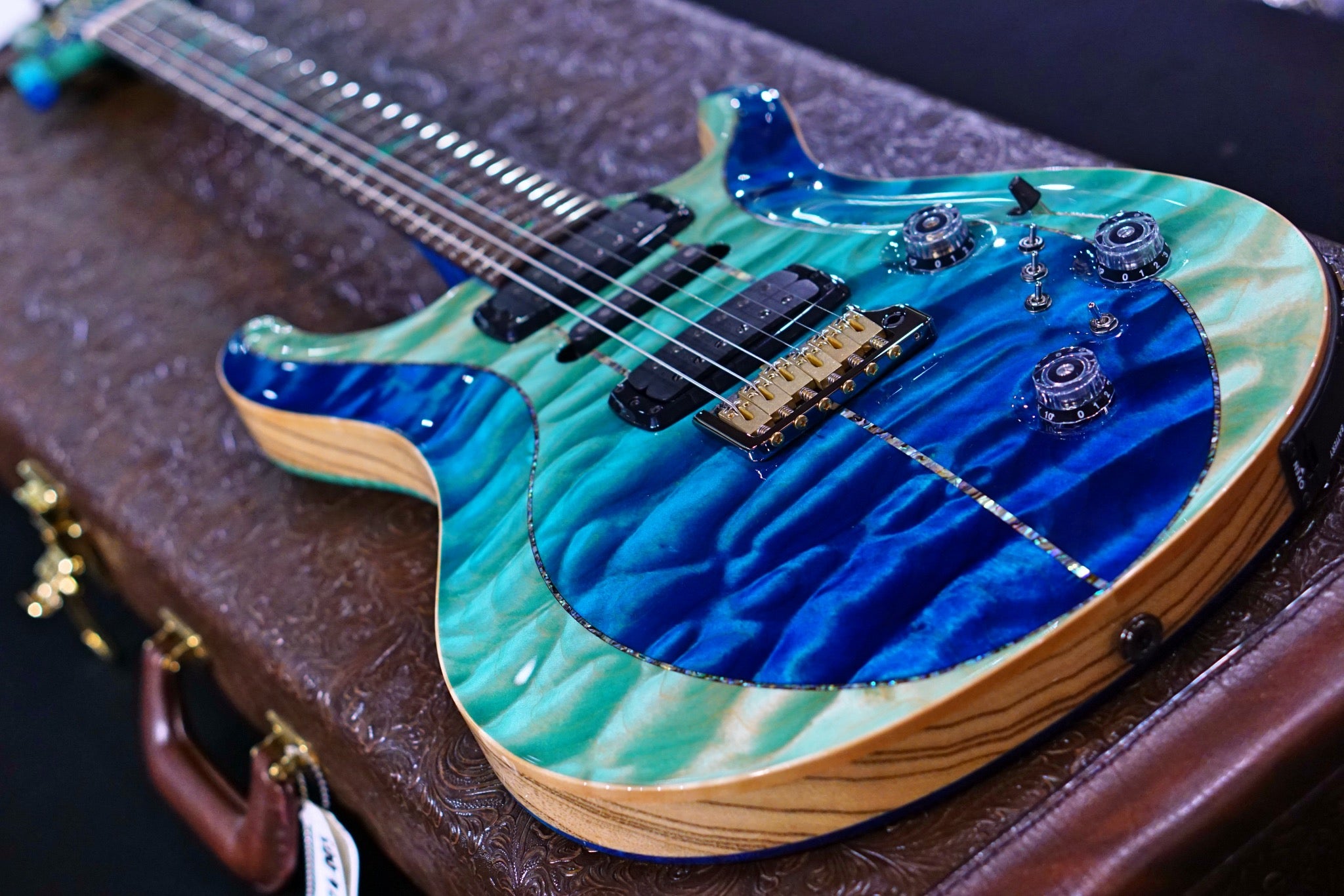 PRS Private stock Modern Eagle V PS#9248 Custom blue fade - HIENDGUITAR prs GUITAR