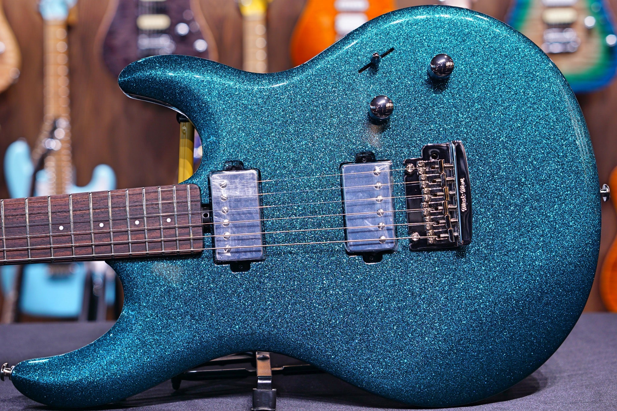 Ernie Ball Music Man Luke III HH - Ocean Sparkle G98406 - HIENDGUITAR Musicman GUITAR