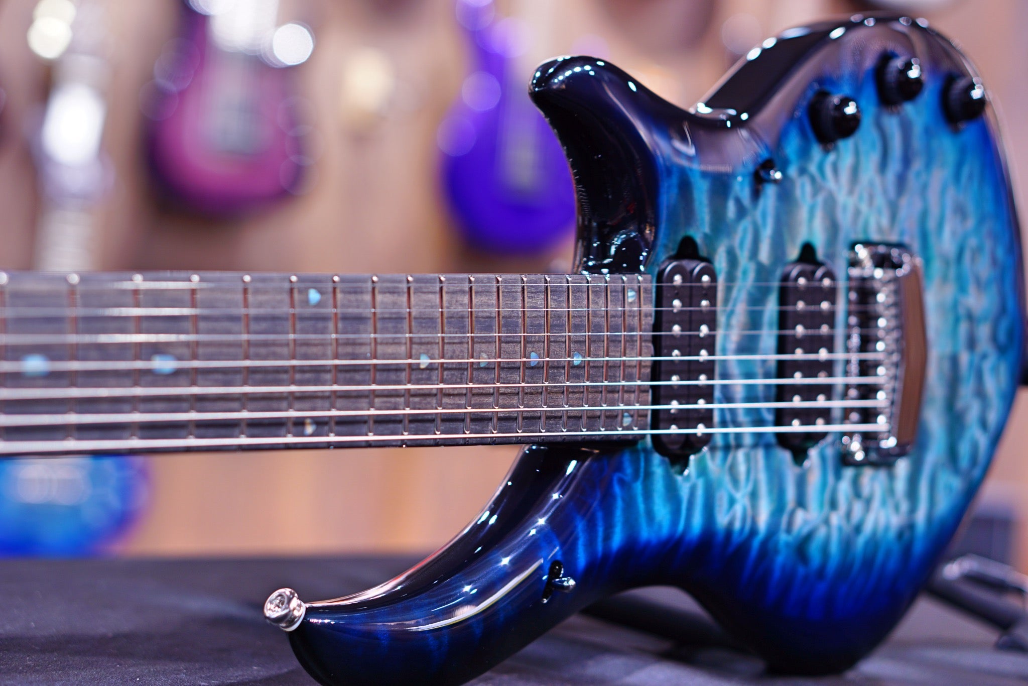 Ernie Ball Music Man John Petrucci Majesty 7 Hydrospace m015219 - HIENDGUITAR Musicman GUITAR