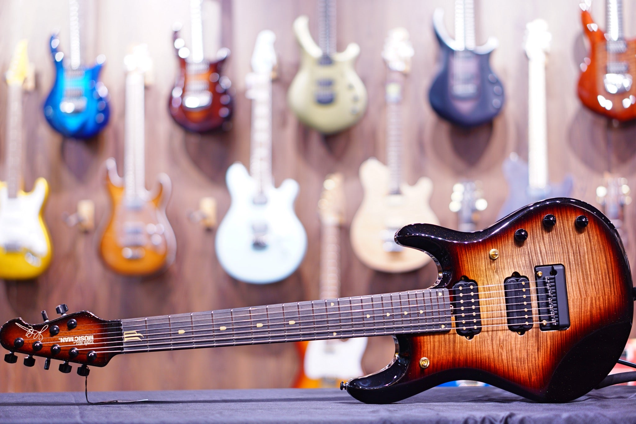 Ernie Ball Music Man JP7 20th Anniversary Honey Butter Burst John Petrucci f96474 - HIENDGUITAR Musicman GUITAR