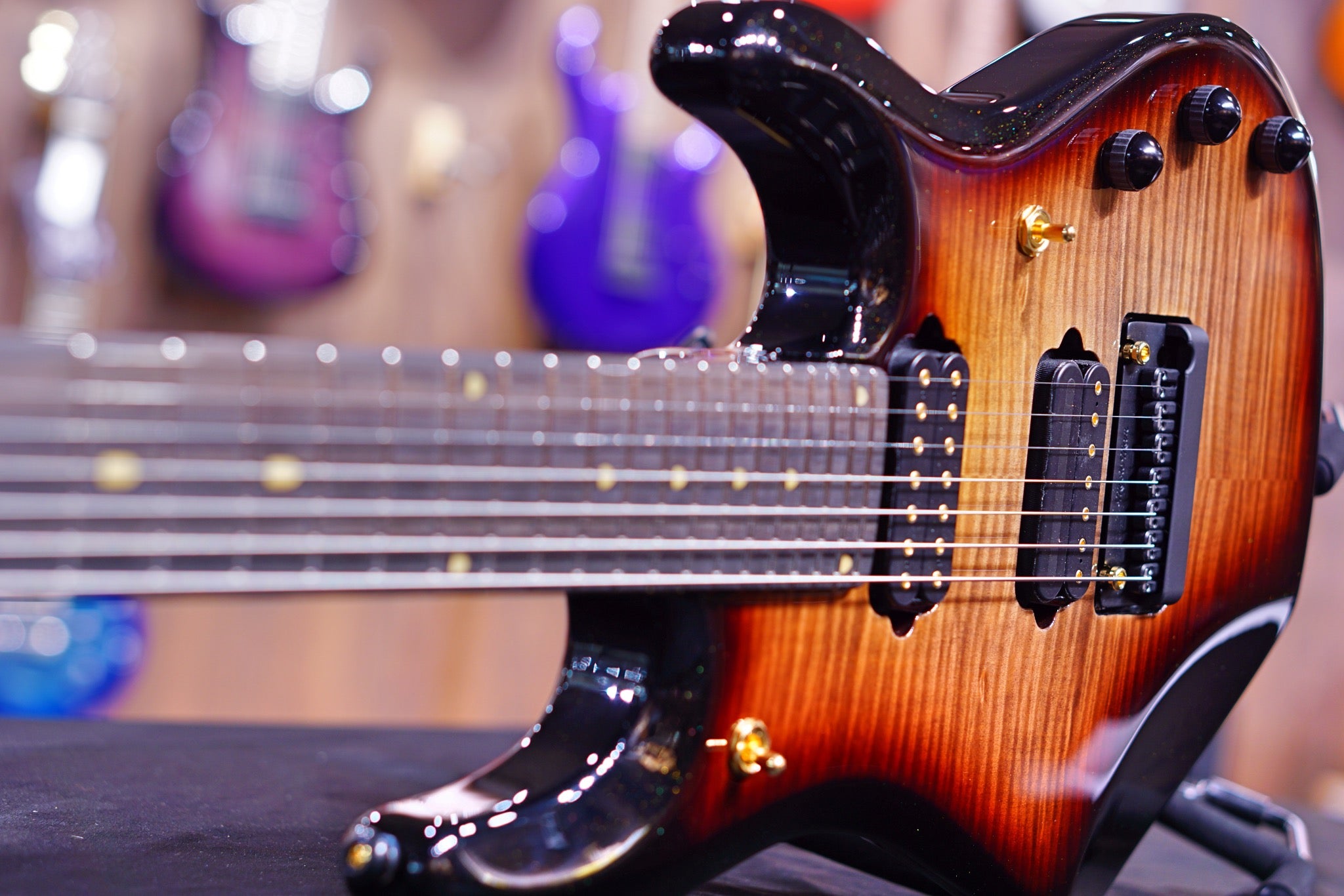 Ernie Ball Music Man JP7 20th Anniversary Honey Butter Burst John Petrucci f96474 - HIENDGUITAR Musicman GUITAR