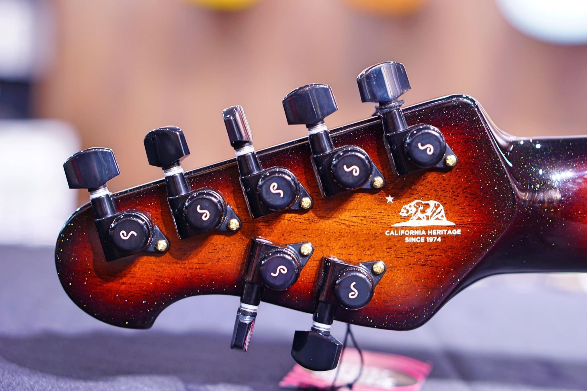 Ernie Ball Music Man JP7 20th Anniversary Honey Butter Burst John Petrucci f96474 - HIENDGUITAR Musicman GUITAR